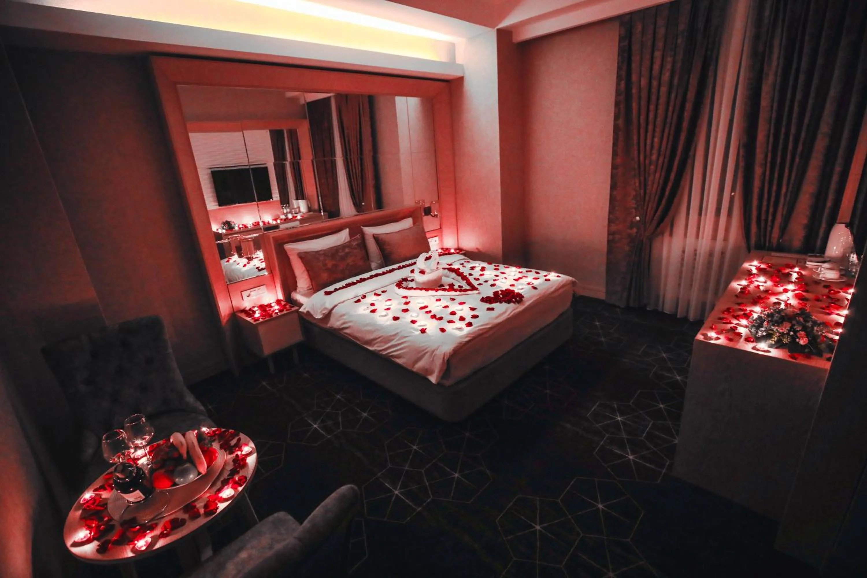 Bed in Regal Inn Badamdar Hotel