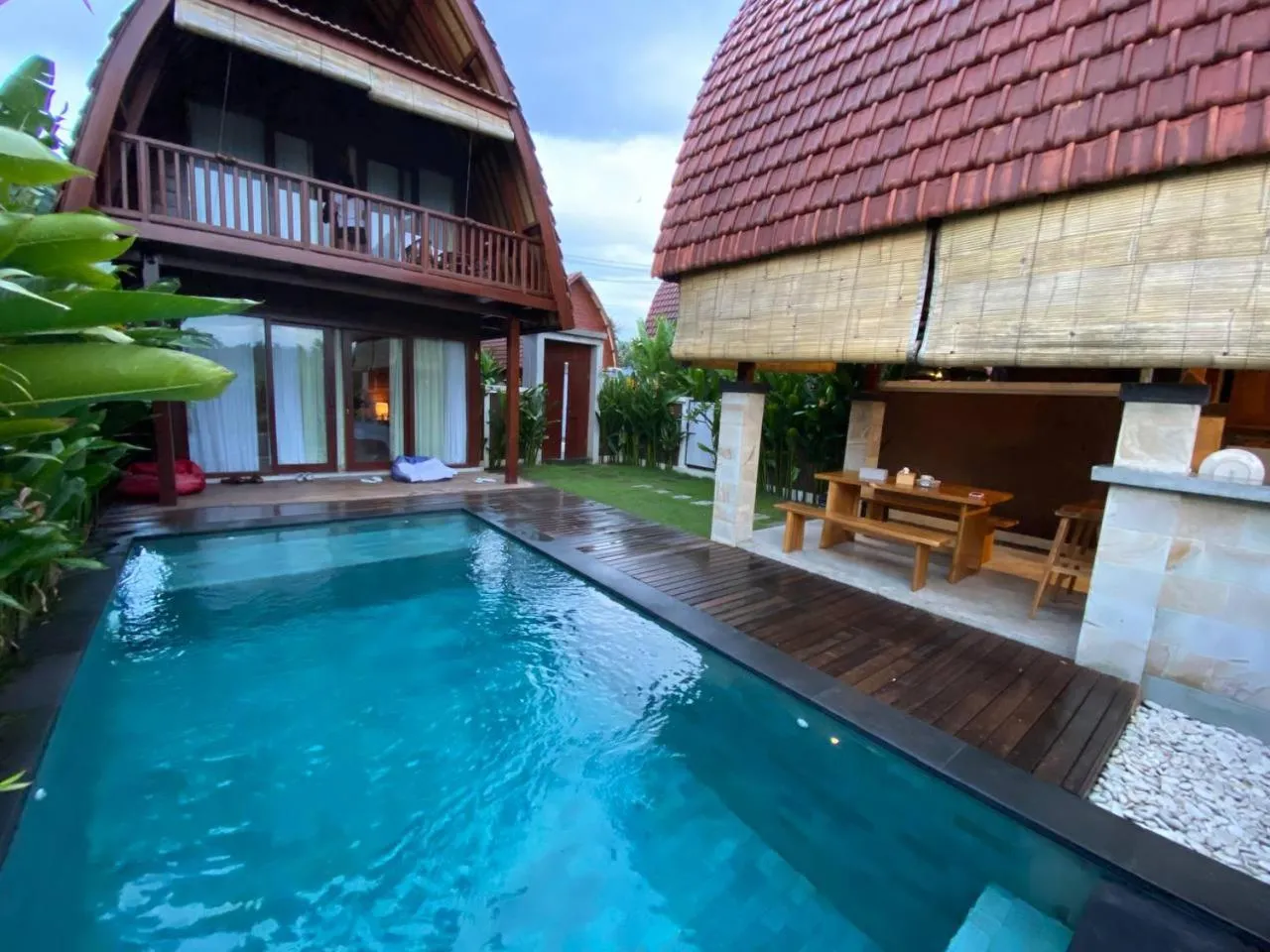 Bhumi Lovina Residence & Villa