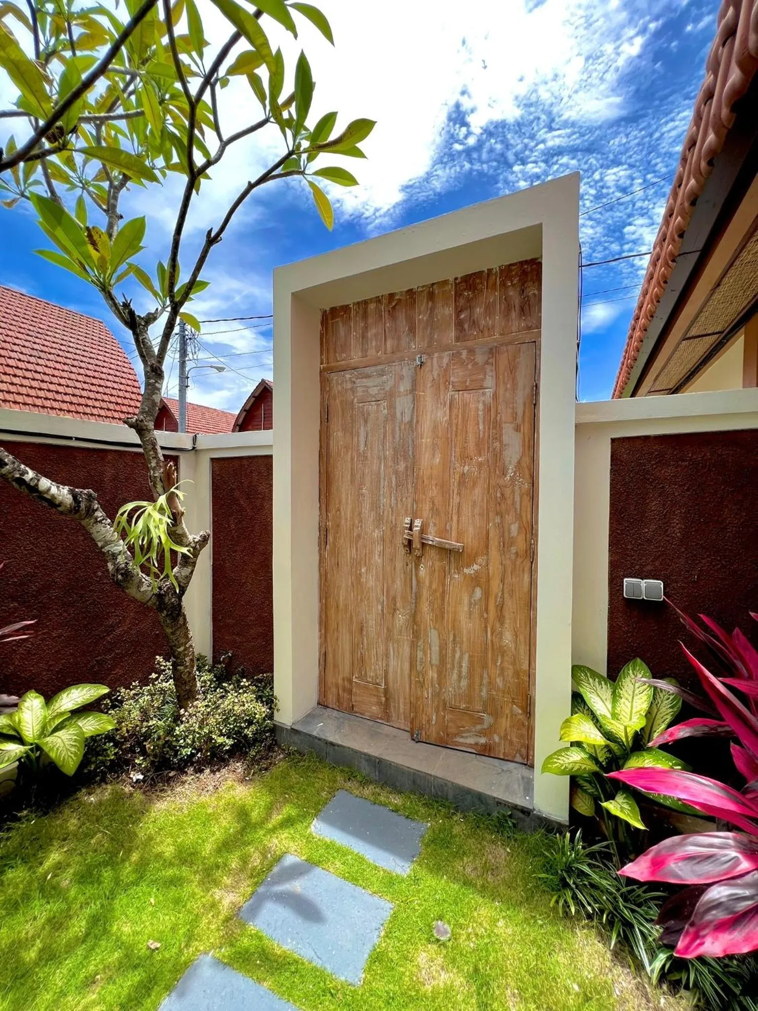 Bhumi Lovina Residence & Villa