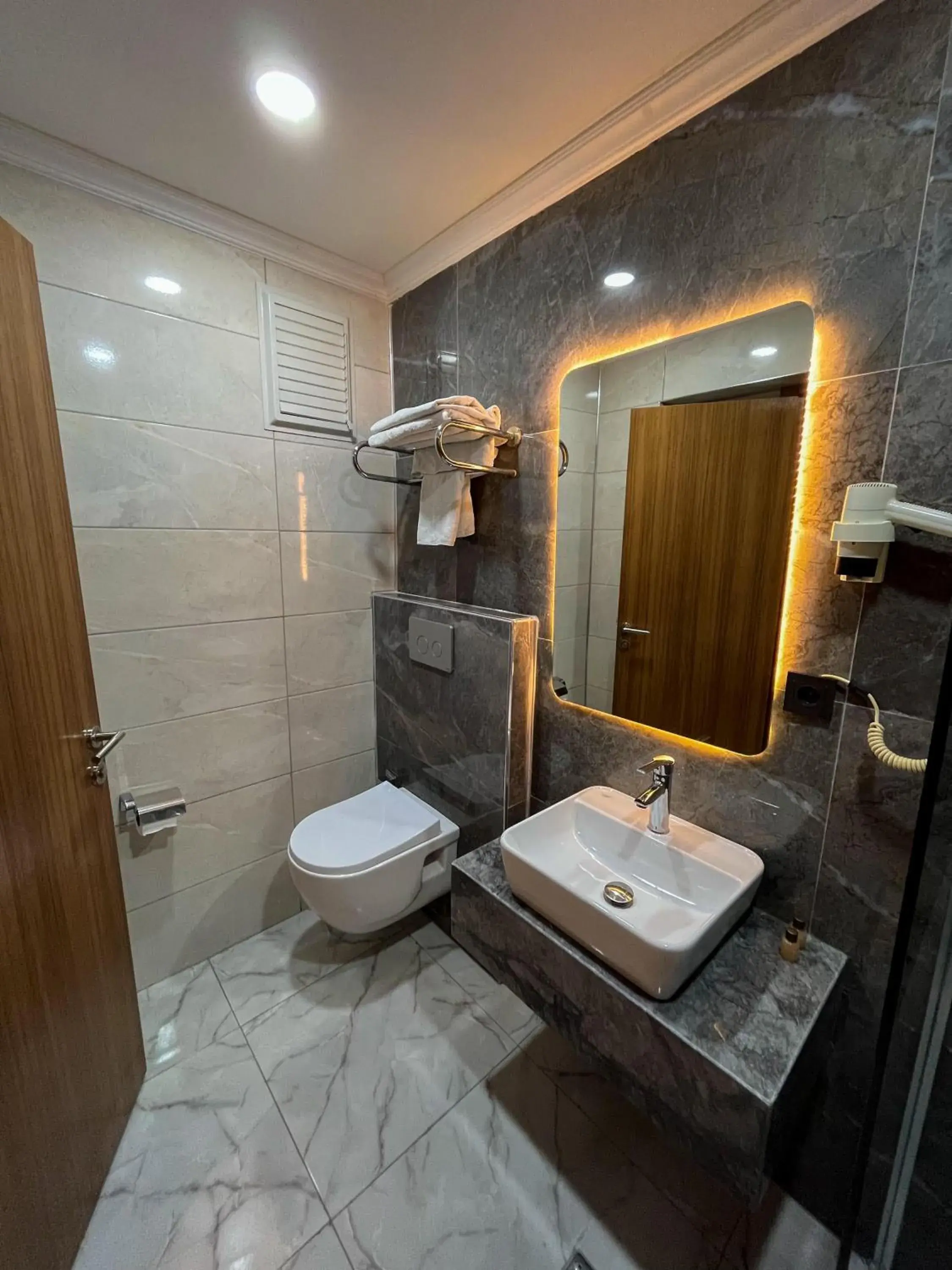 Suite in Ankara Santral Otel Suite in Ankara Santral Otel