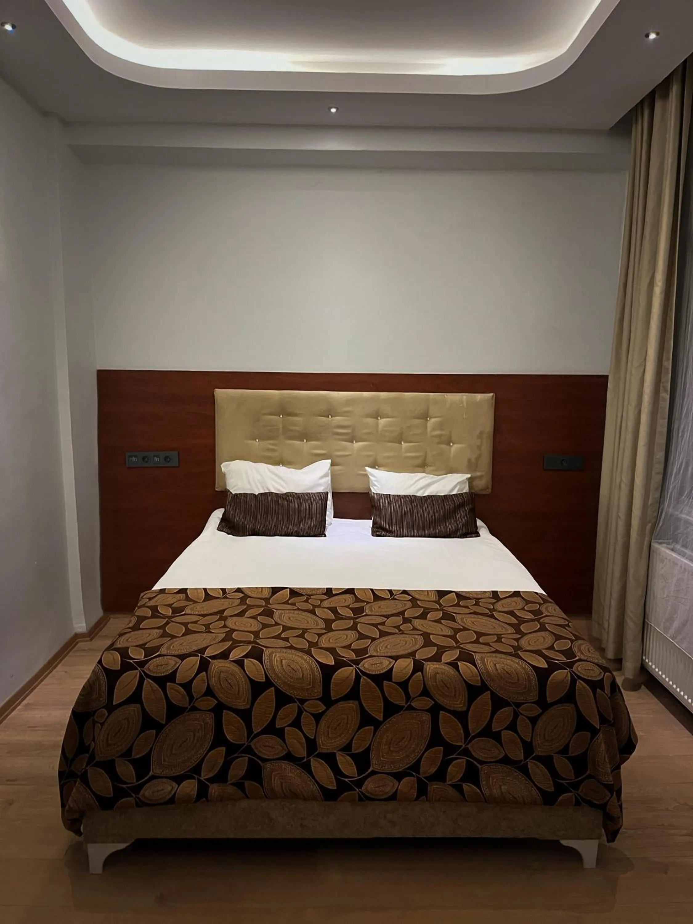 Photo of the whole room, Bed in Ankara Santral Otel
