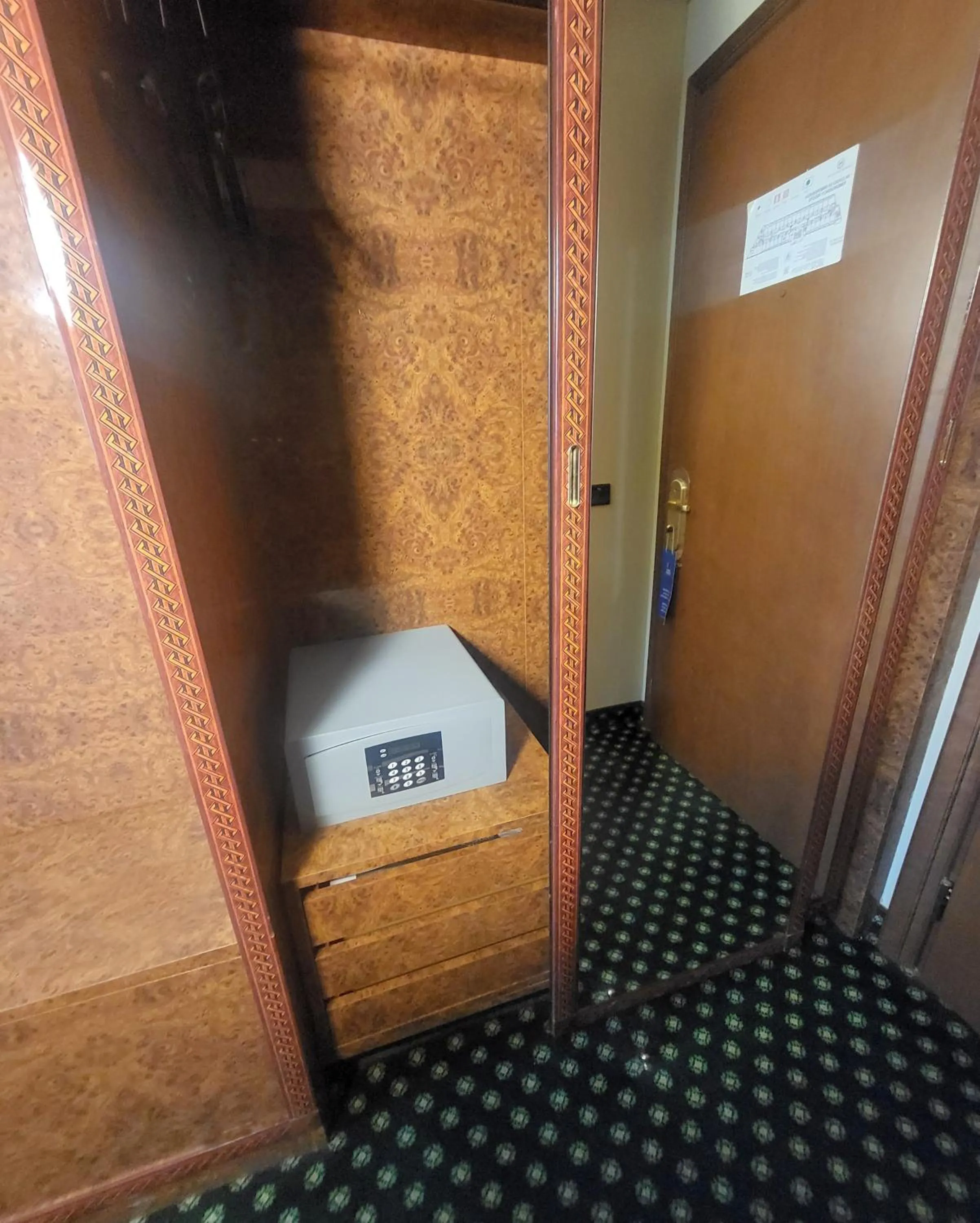 Tower Genova Airport - Hotel & Conference Center