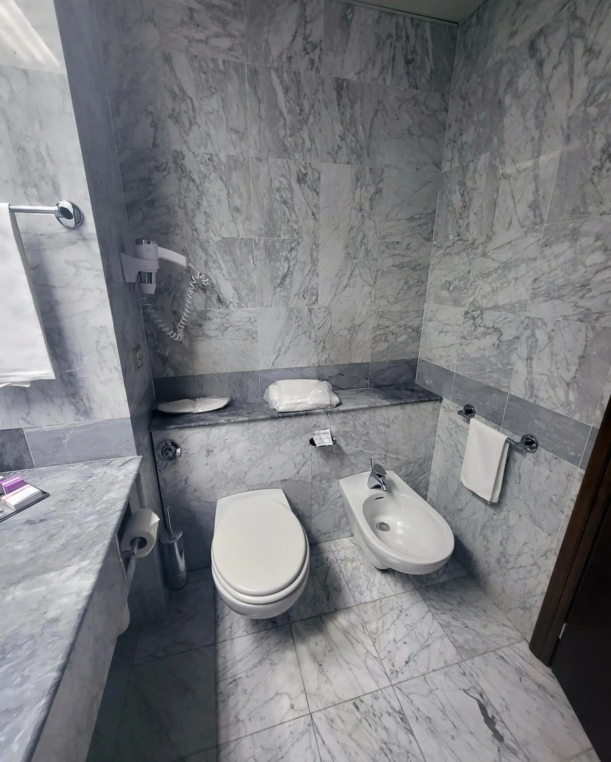 Deluxe Triple Room in Tower Genova Airport - Hotel & Conference Center Deluxe Triple Room in Tower Genova Airport - Hotel & Conference Center