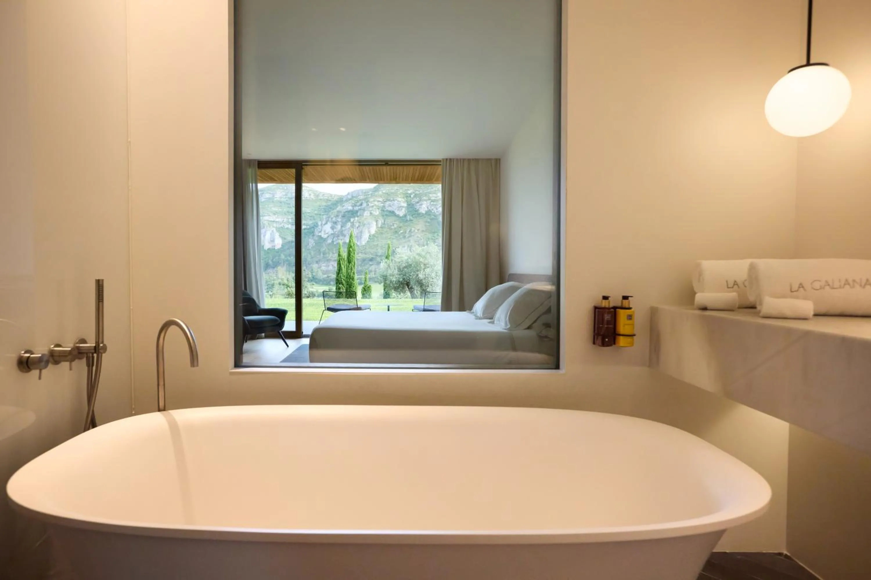 Bathroom, Bed in La Galiana Golf Resort - Adults Only