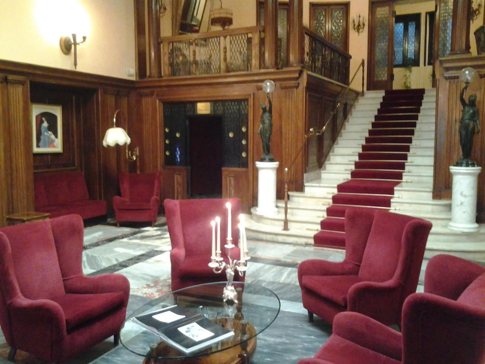Lobby or reception in Grand Hotel Villa Politi