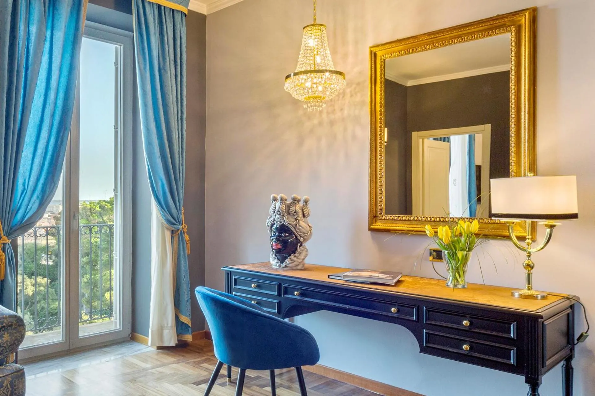 Bedroom in Grand Hotel Villa Politi