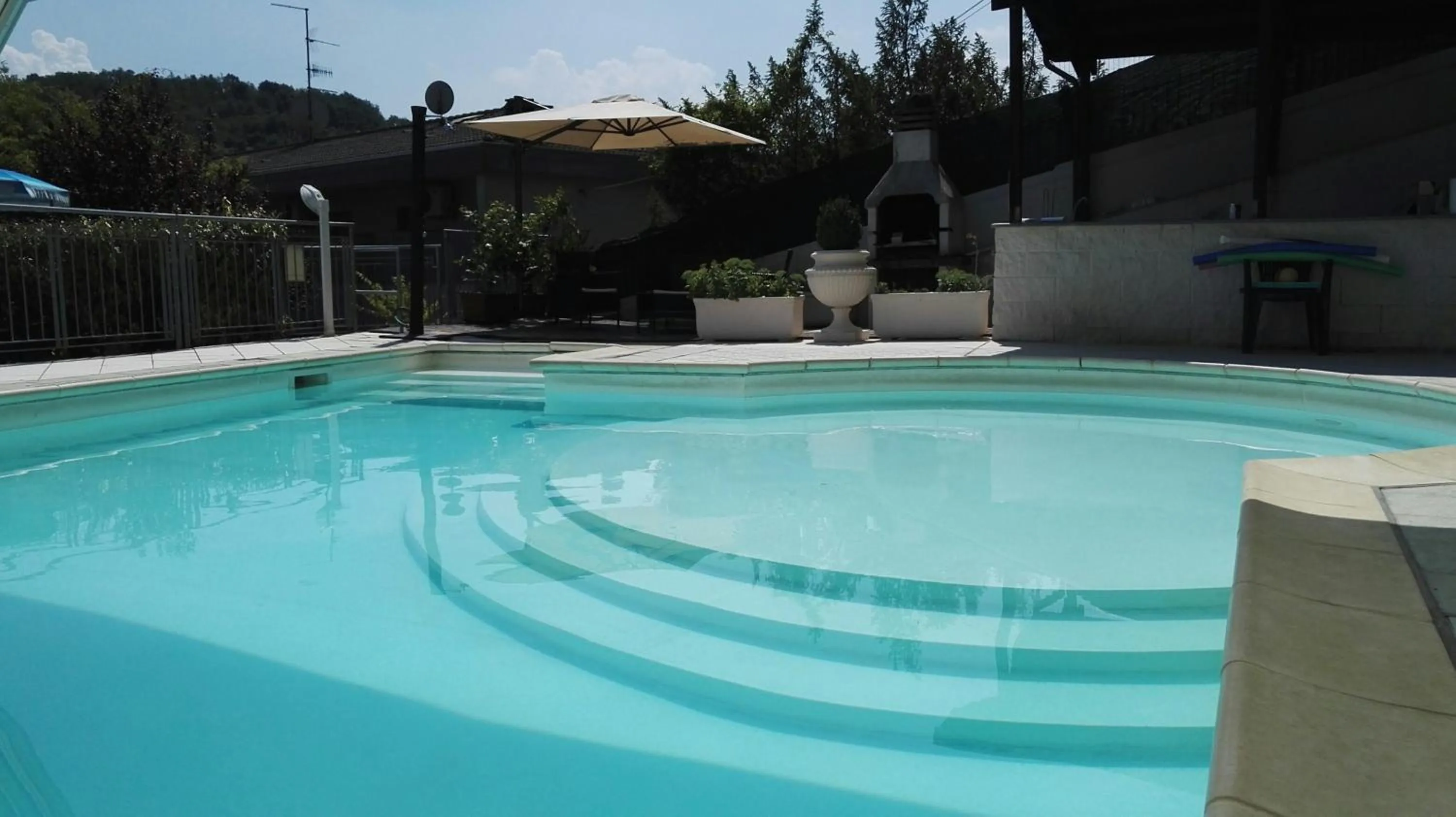 Swimming pool in Hotel Astoria