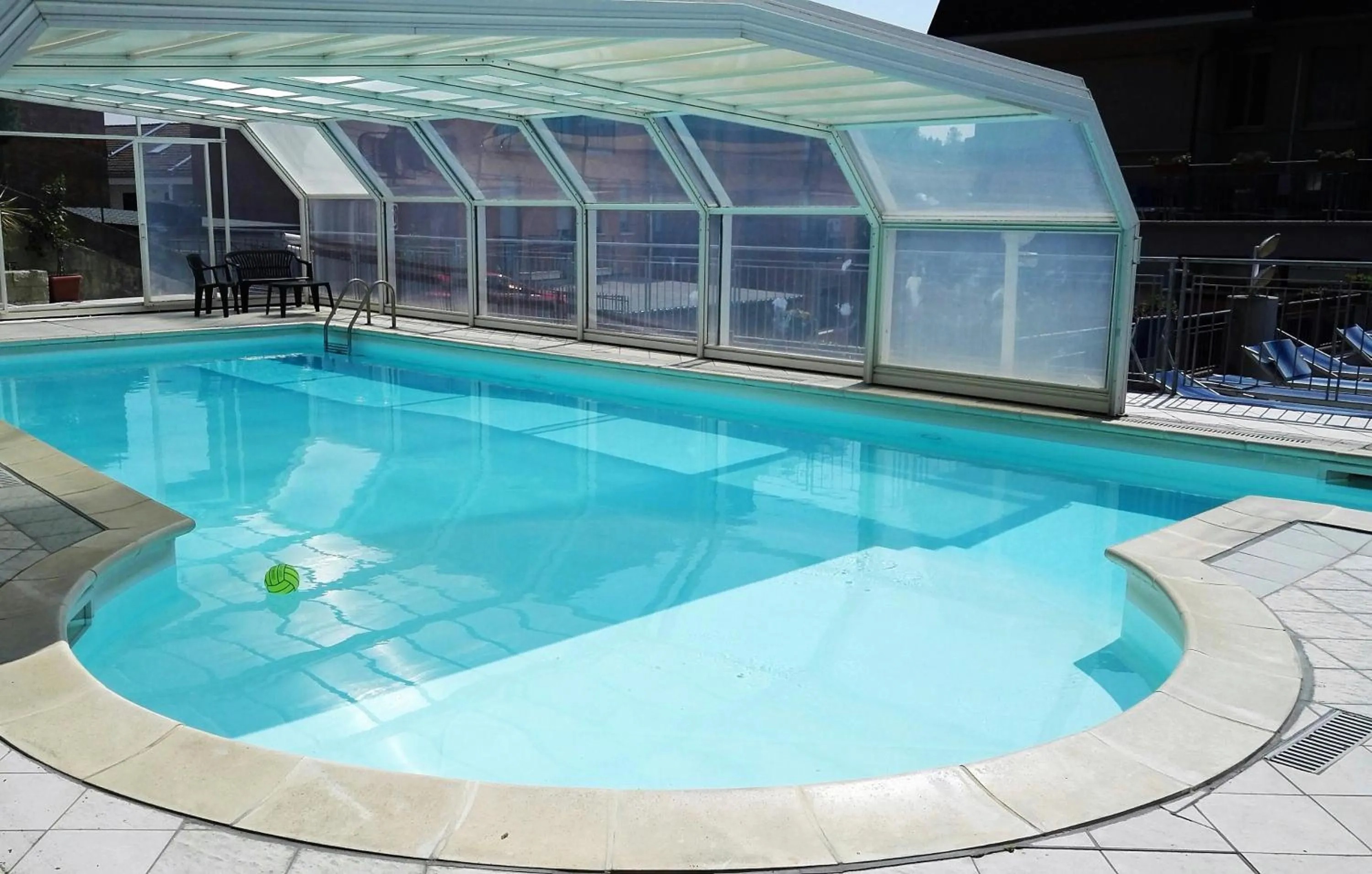 Swimming pool in Hotel Astoria