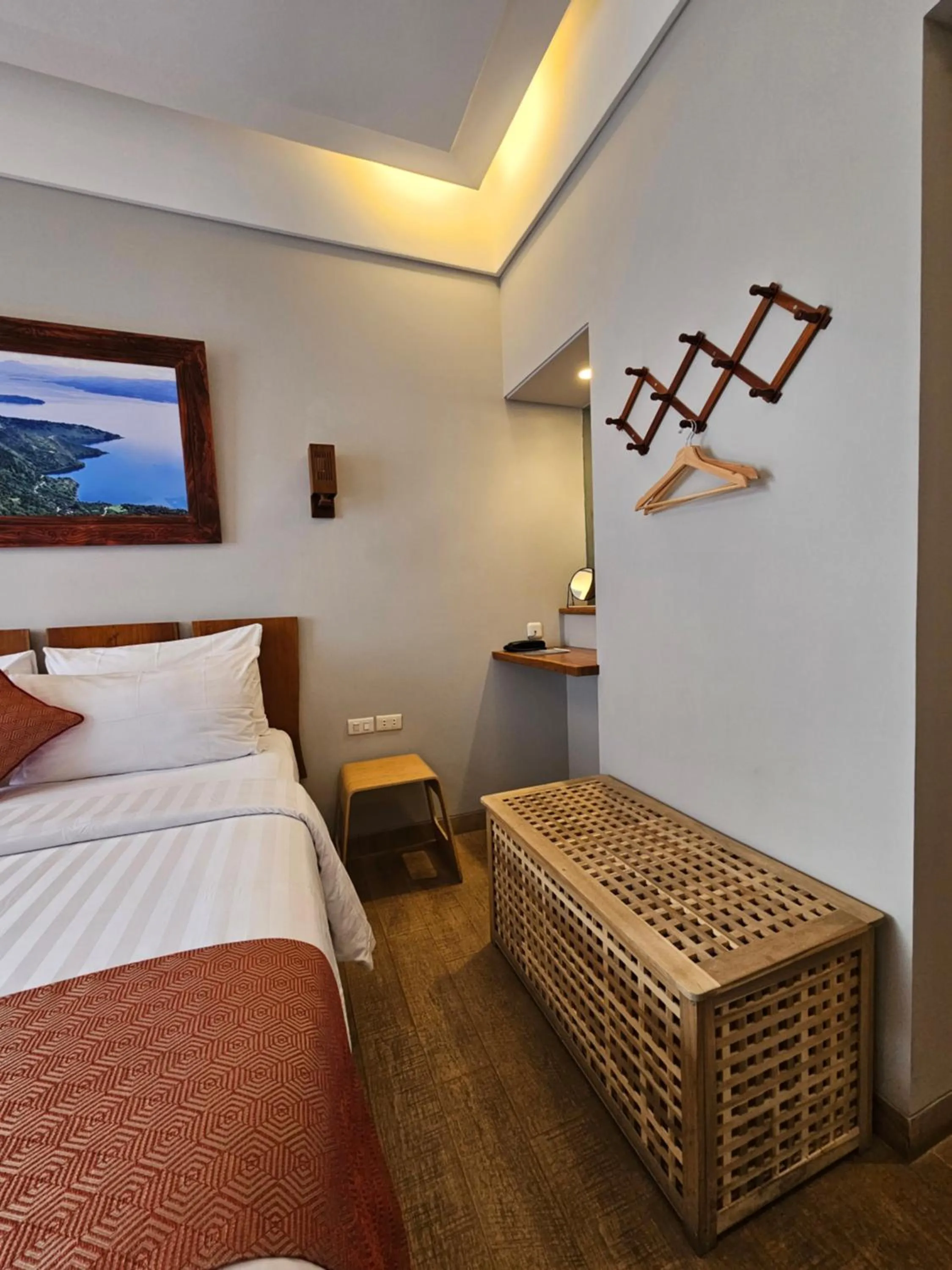Bedroom, Bed in Damar Toba