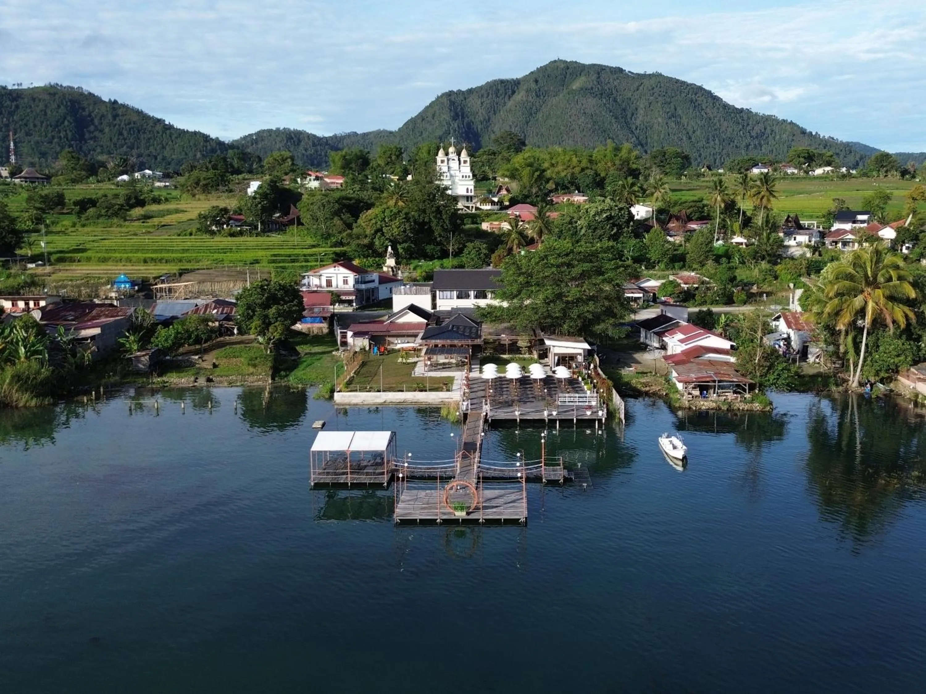 Property building in Damar Toba