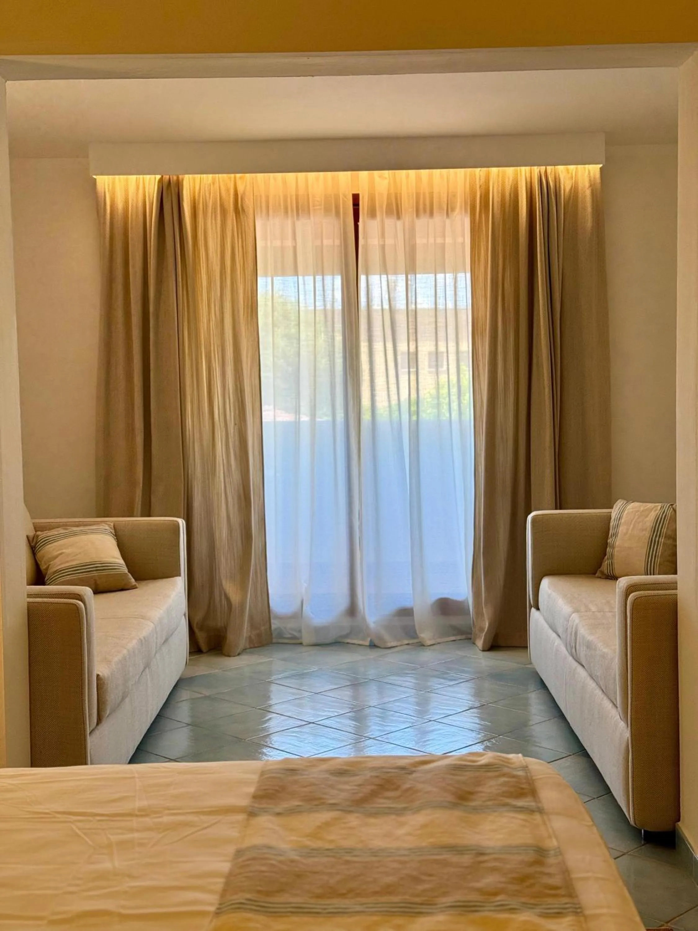 Bedroom, Bed in Hotel Sa Pedra