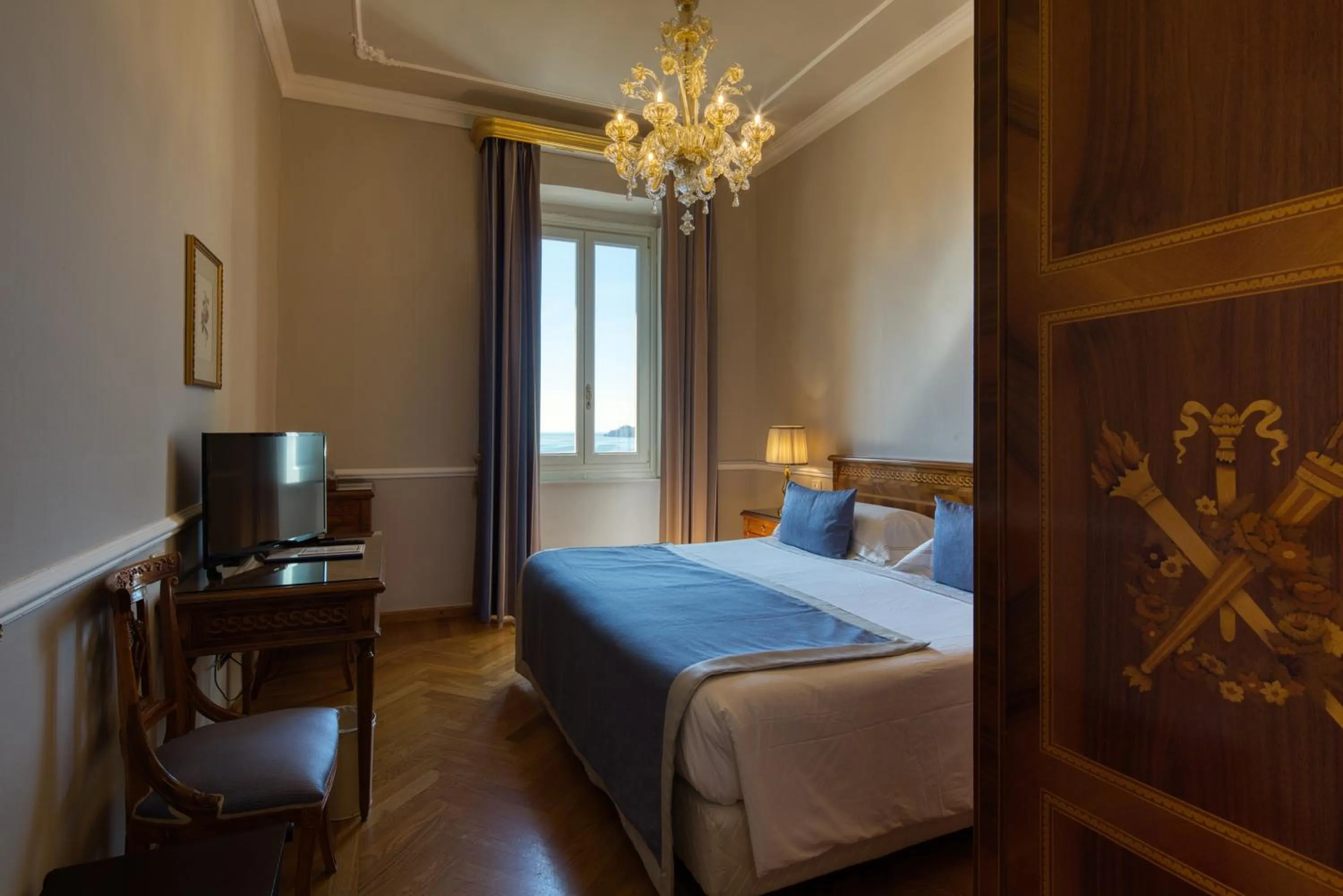 Bed in Imperiale Palace Hotel