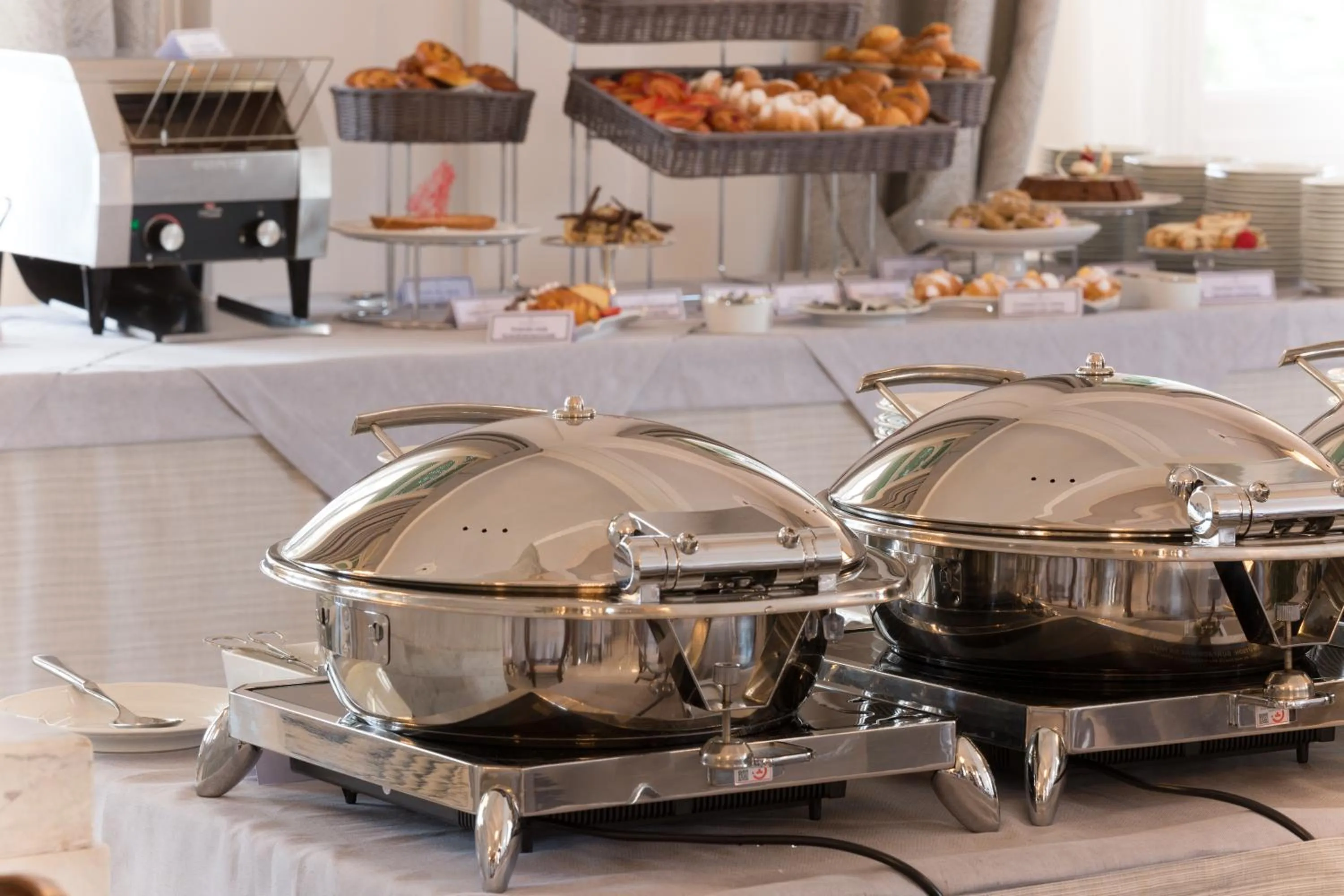 Continental breakfast in Imperiale Palace Hotel