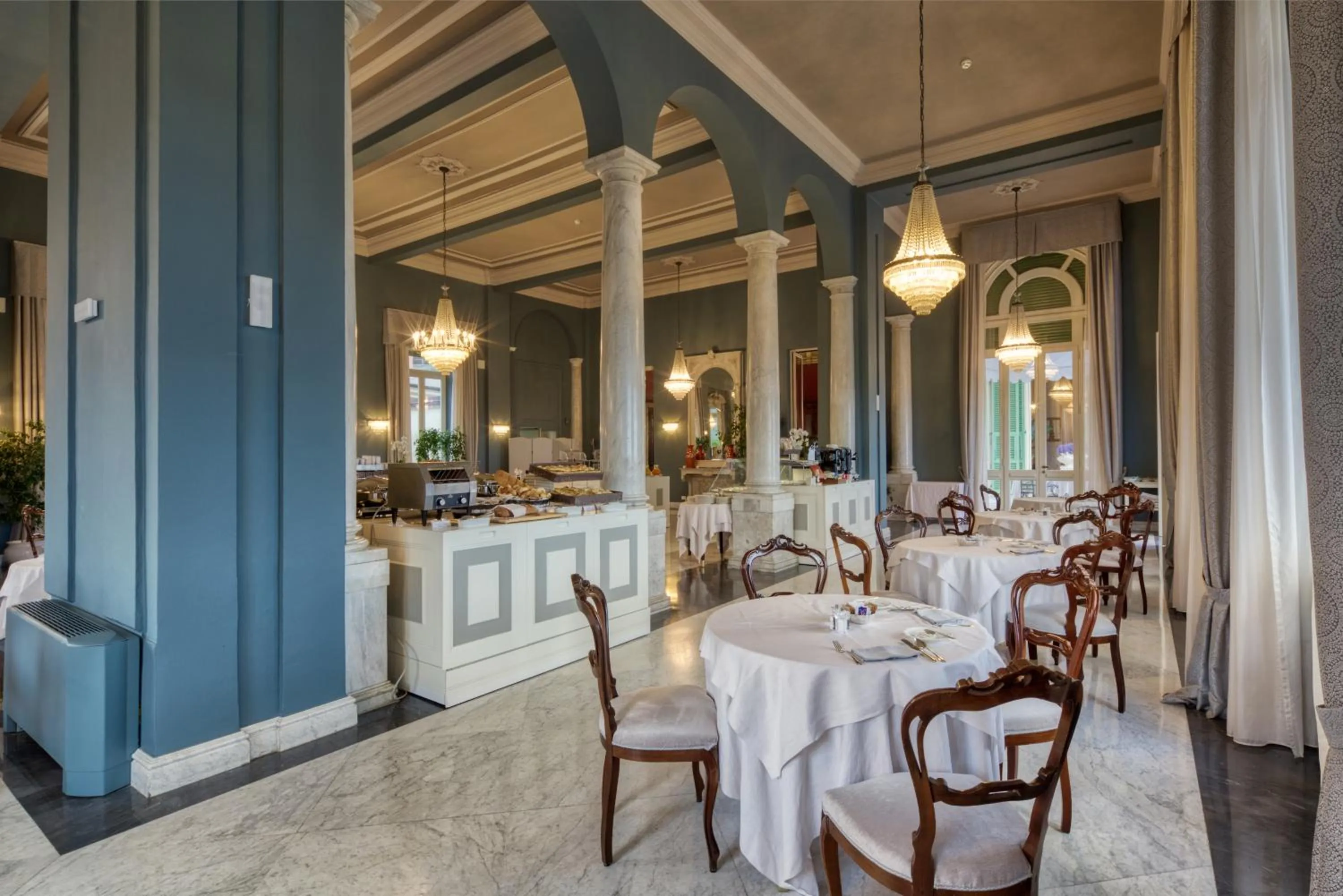 Breakfast in Imperiale Palace Hotel