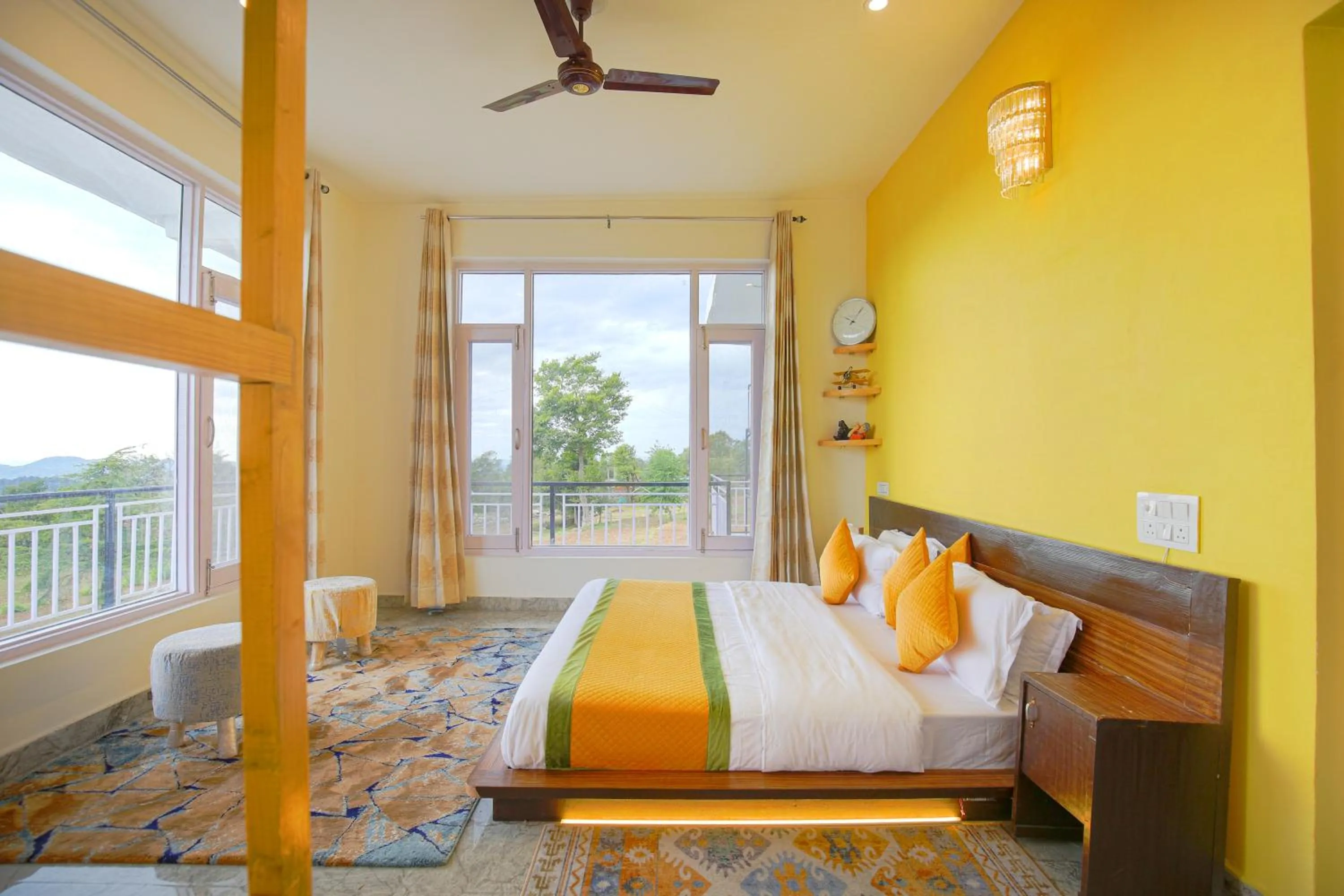 Patio, Bed in The Bunksters Bir