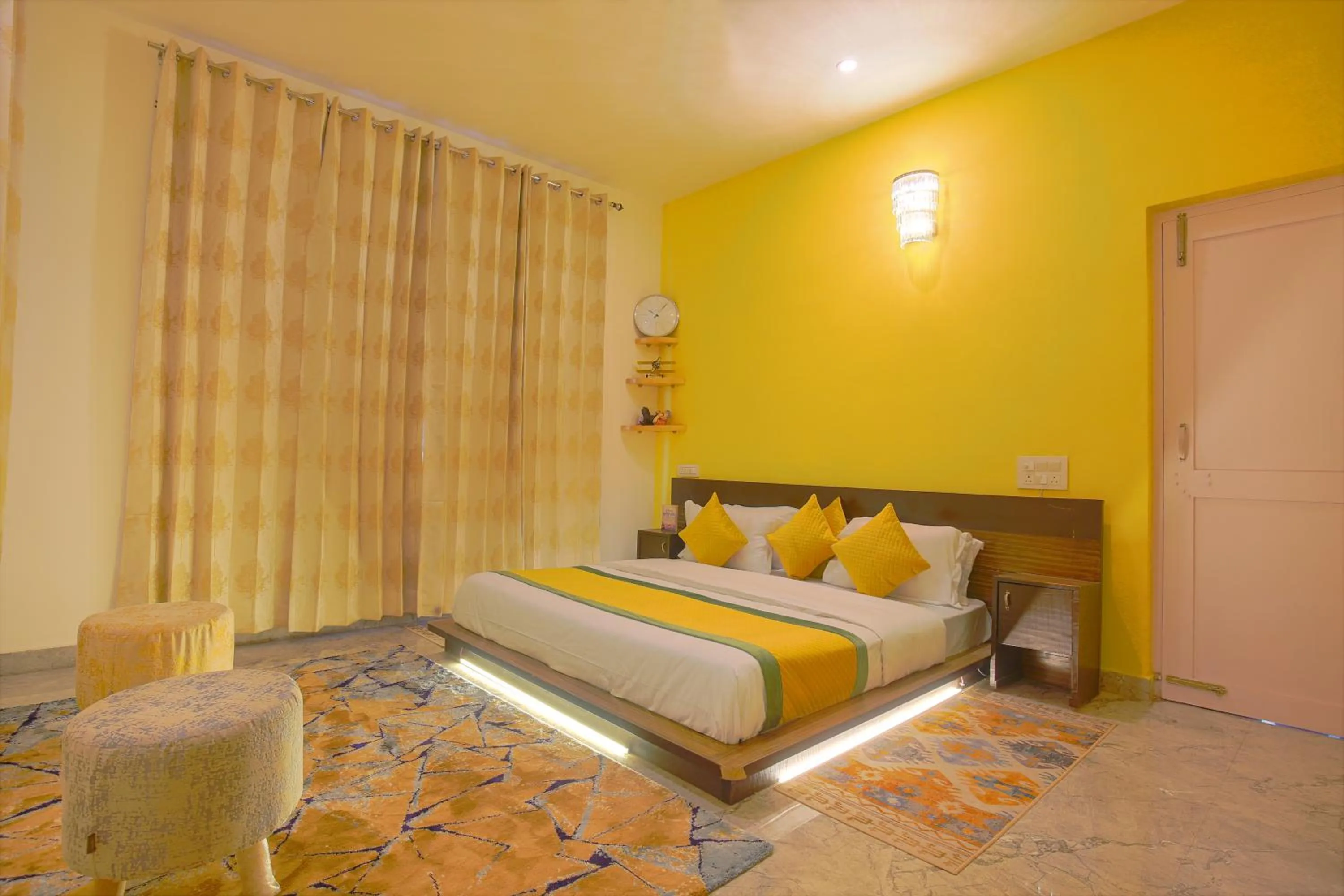 Photo of the whole room, Bed in The Bunksters Bir