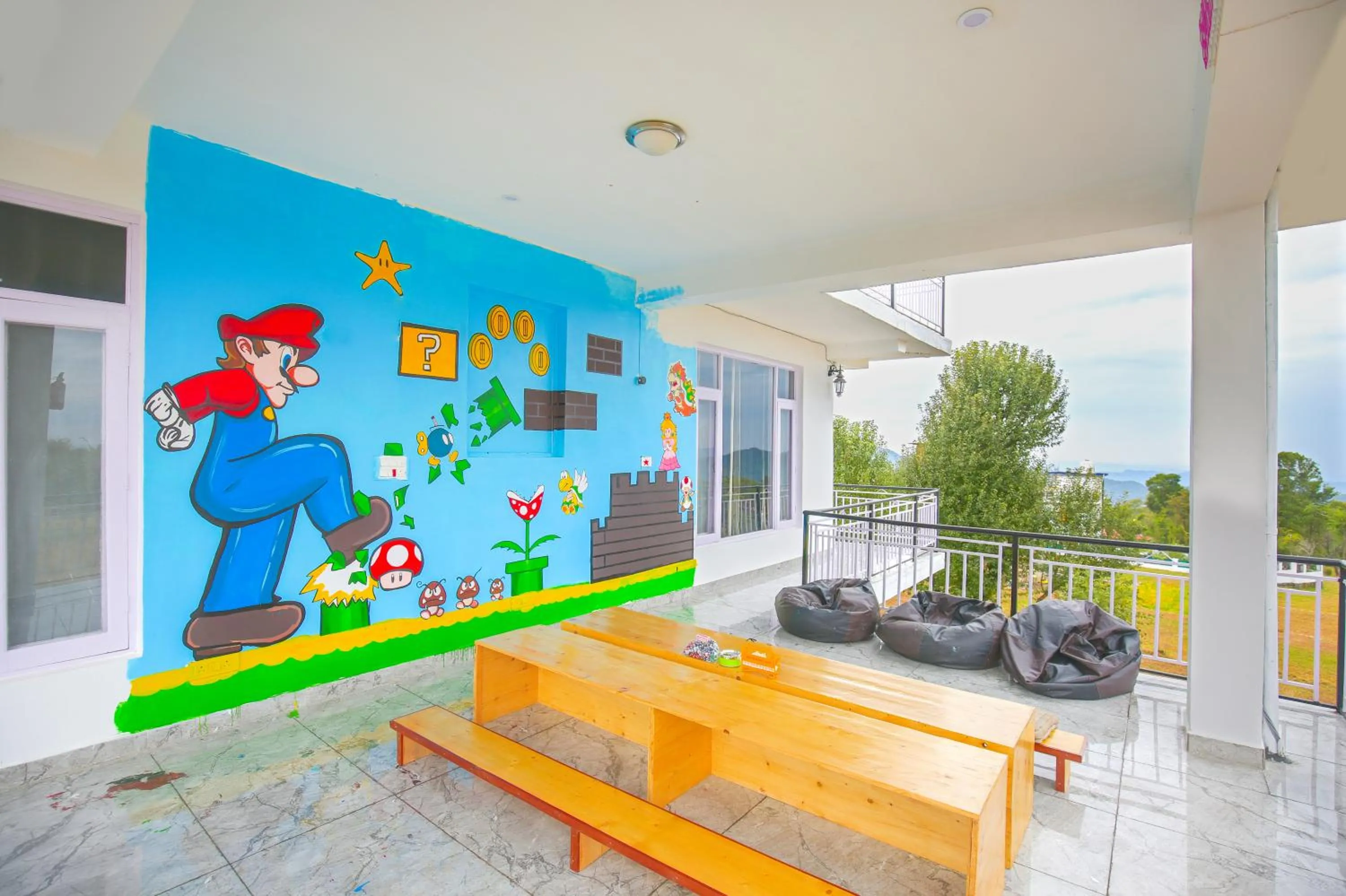 Patio in The Bunksters Bir