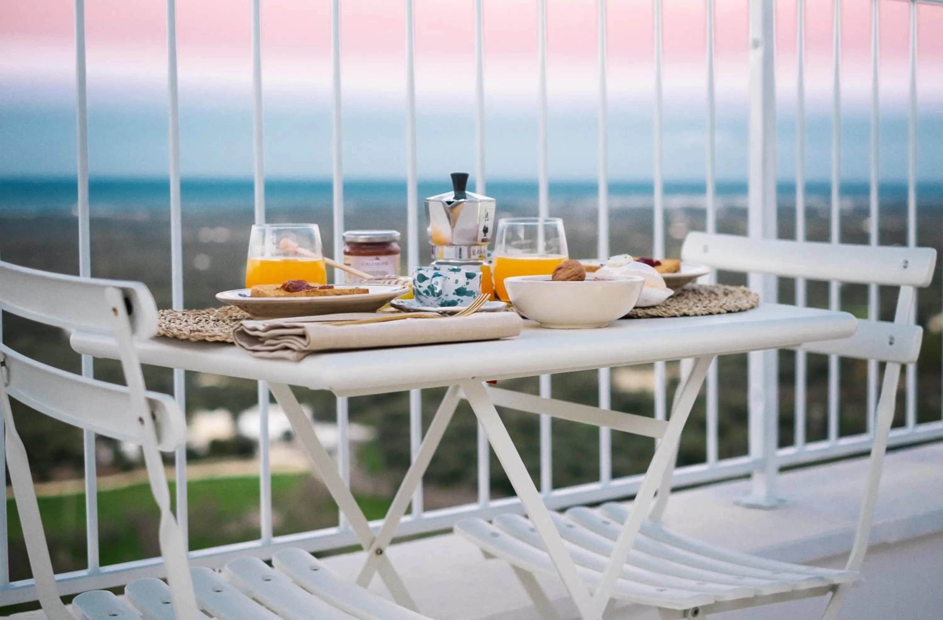 BELLE HOME OSTUNI vasca vista mare