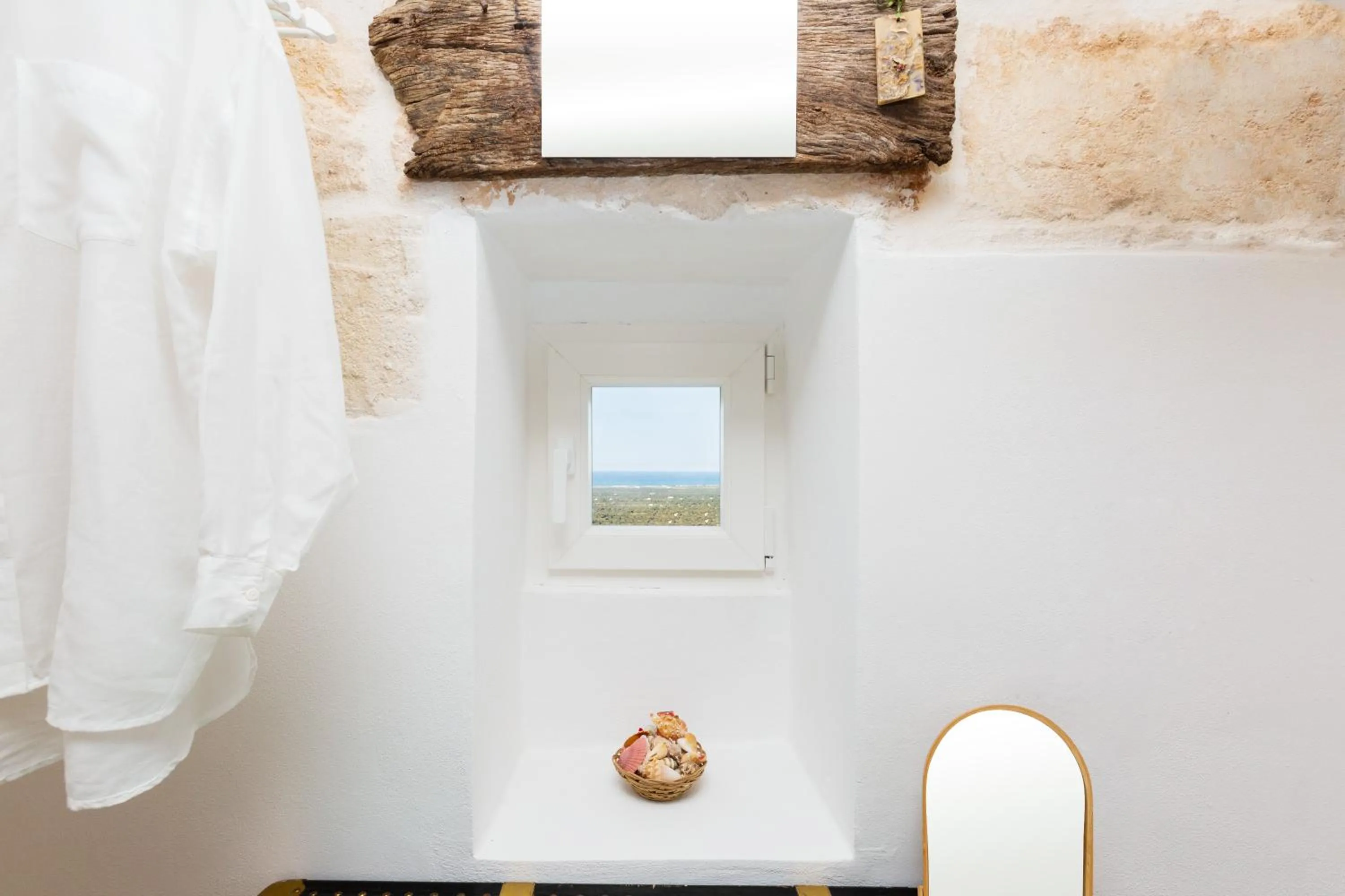 View (from property/room) in BELLE HOME OSTUNI vasca vista mare