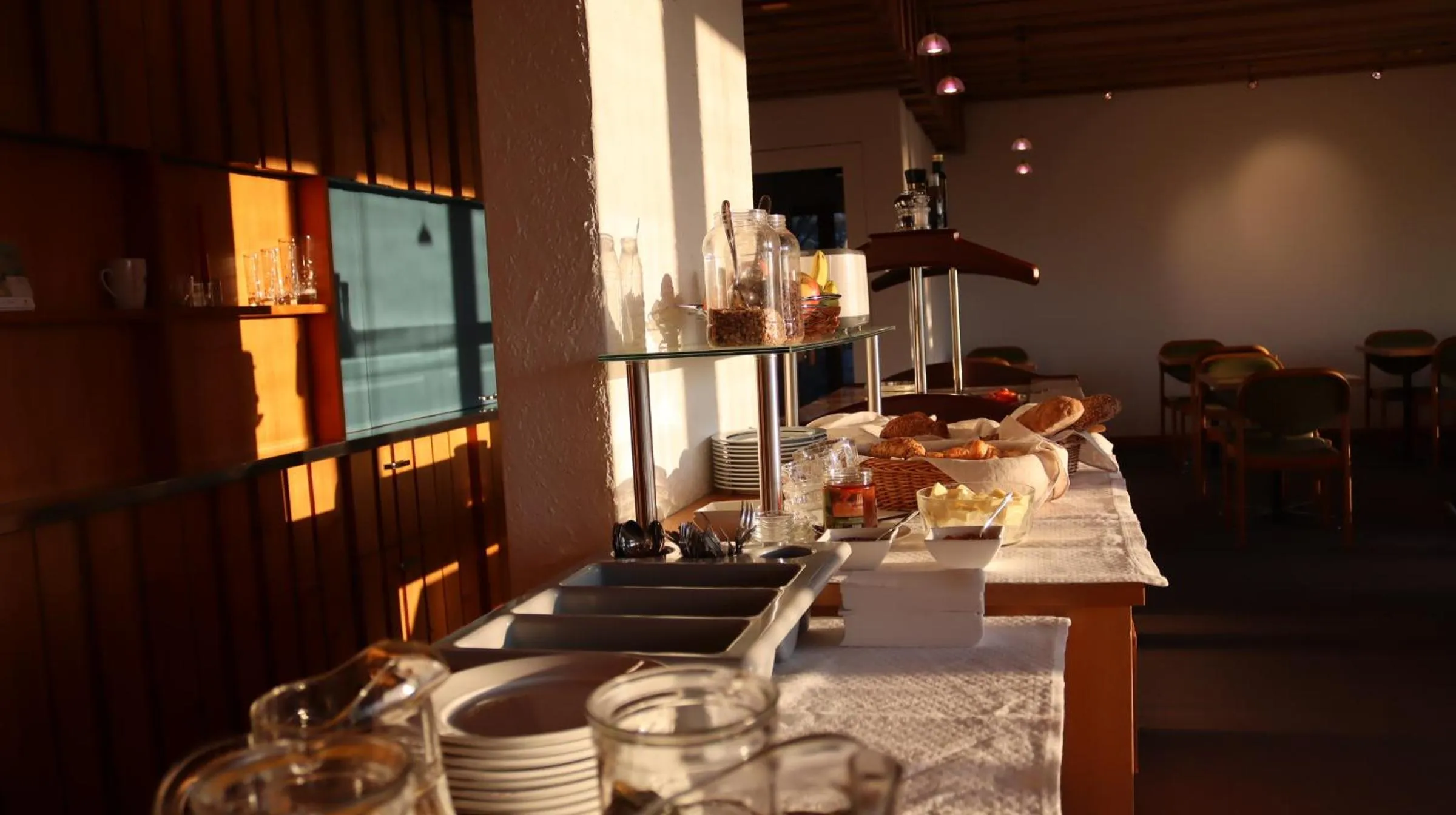 Restaurant/places to eat in Hotel Swiss Views