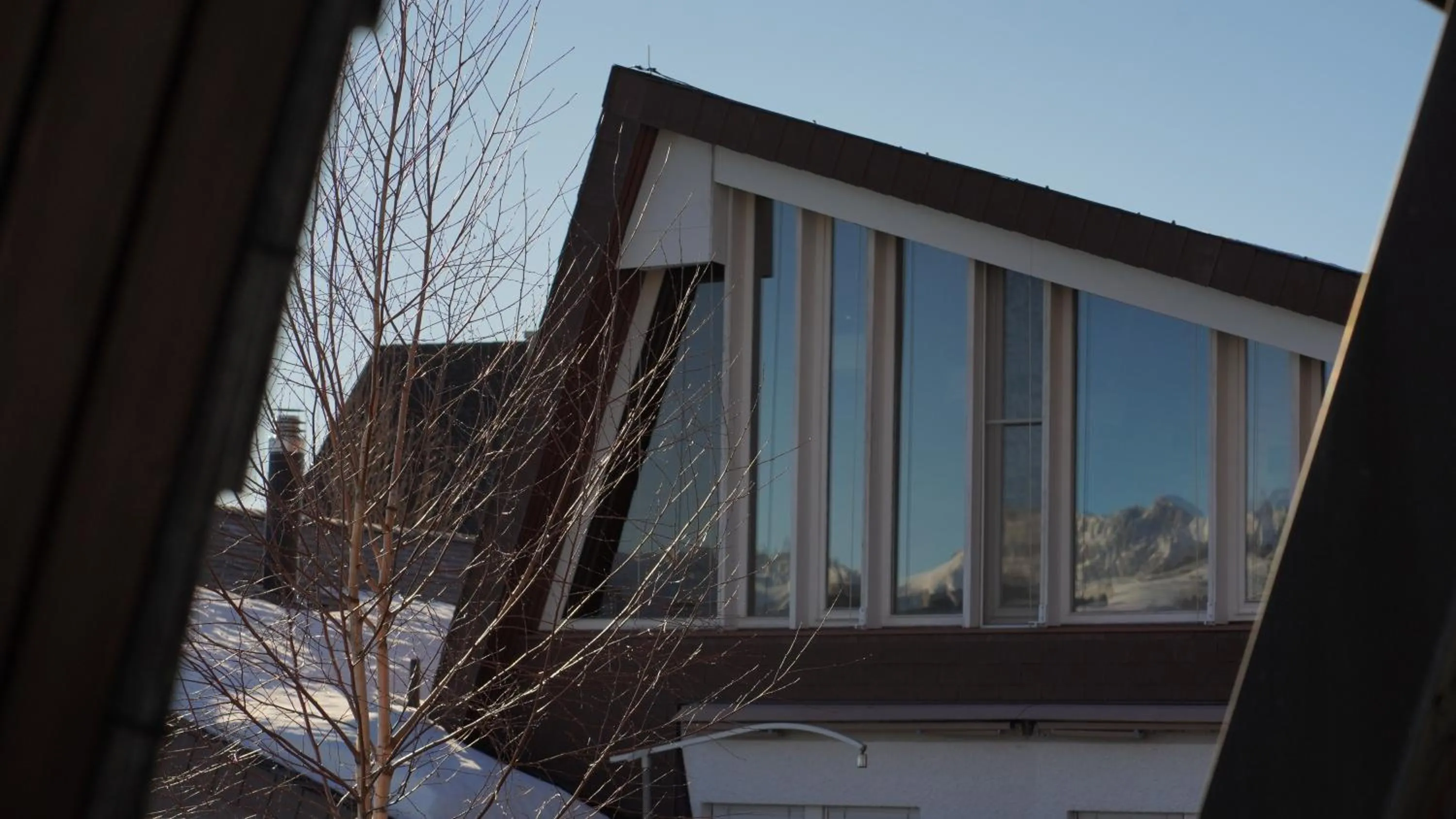 Property building in Hotel Swiss Views