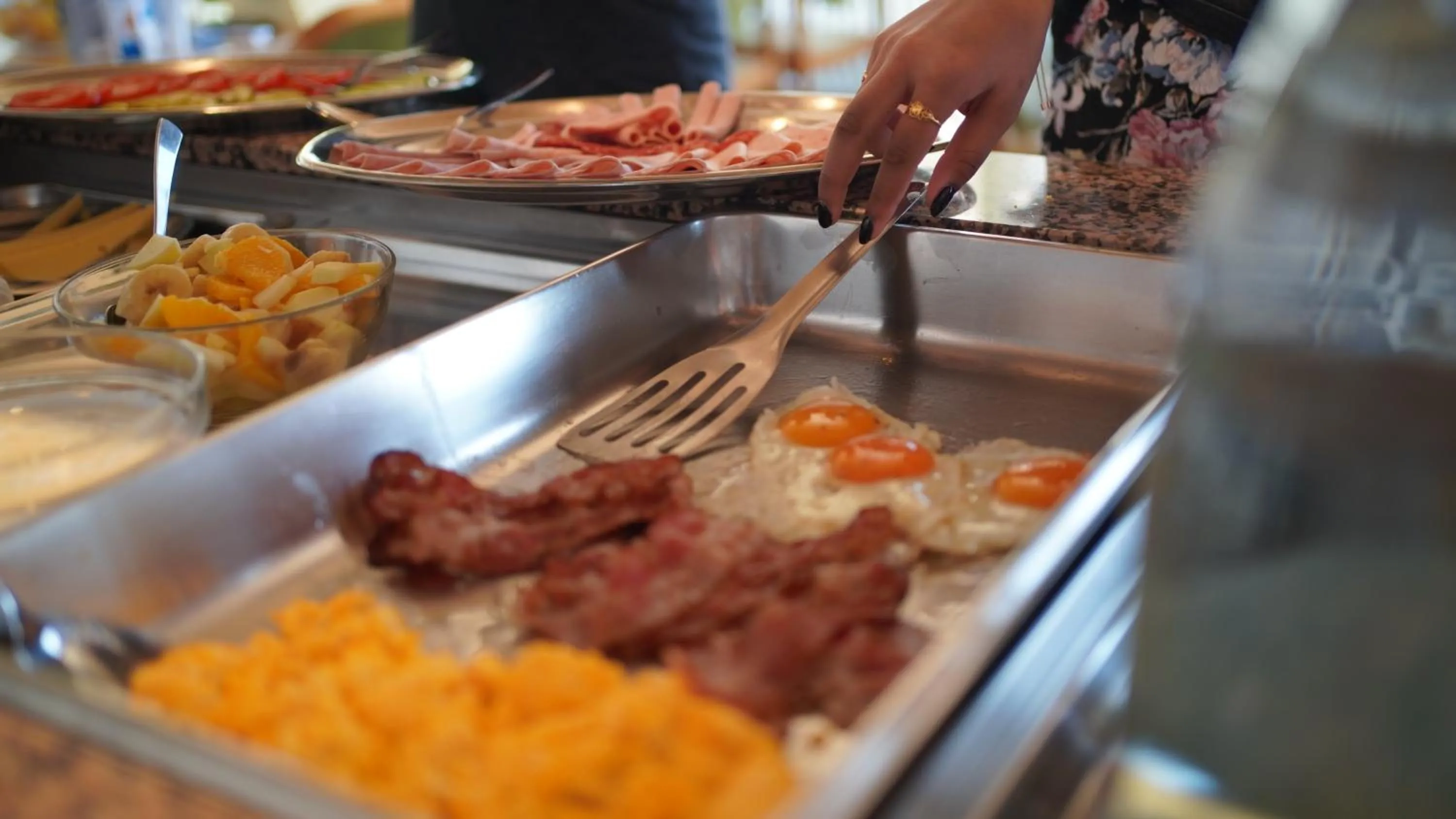 Food and drinks in Hotel Swiss Views