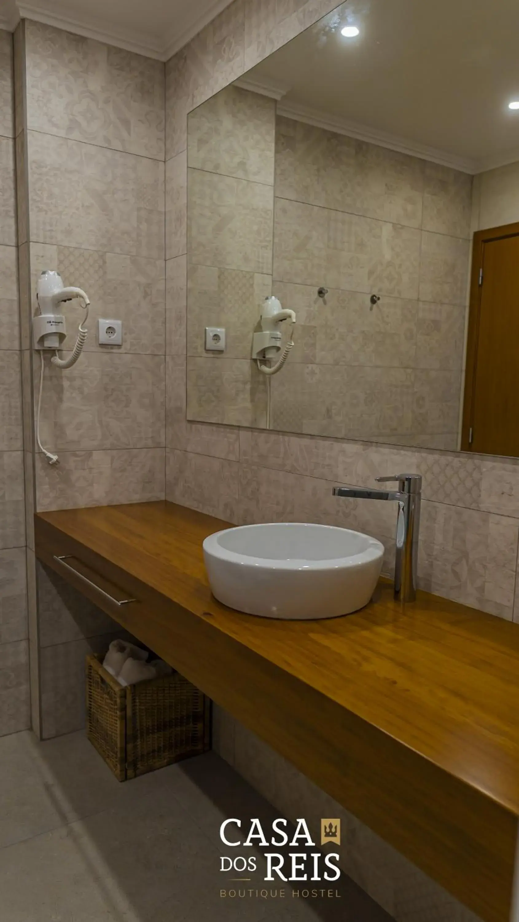 Deluxe Double Room with Balcony in Casa Dos Reis - Boutique Hostel Deluxe Double Room with Balcony in Casa Dos Reis - Boutique Hostel