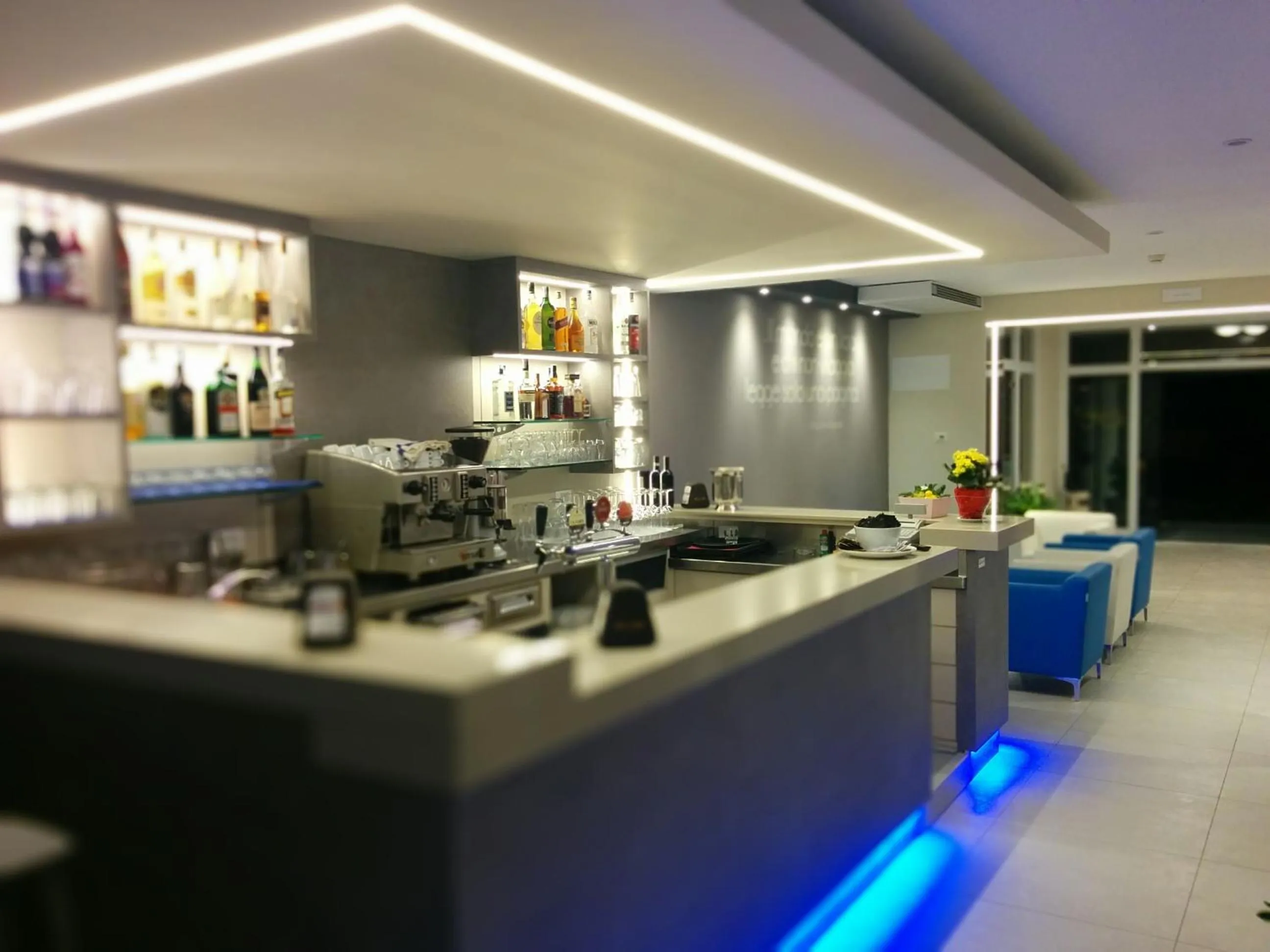 Lounge or bar in Hotel Gardesana