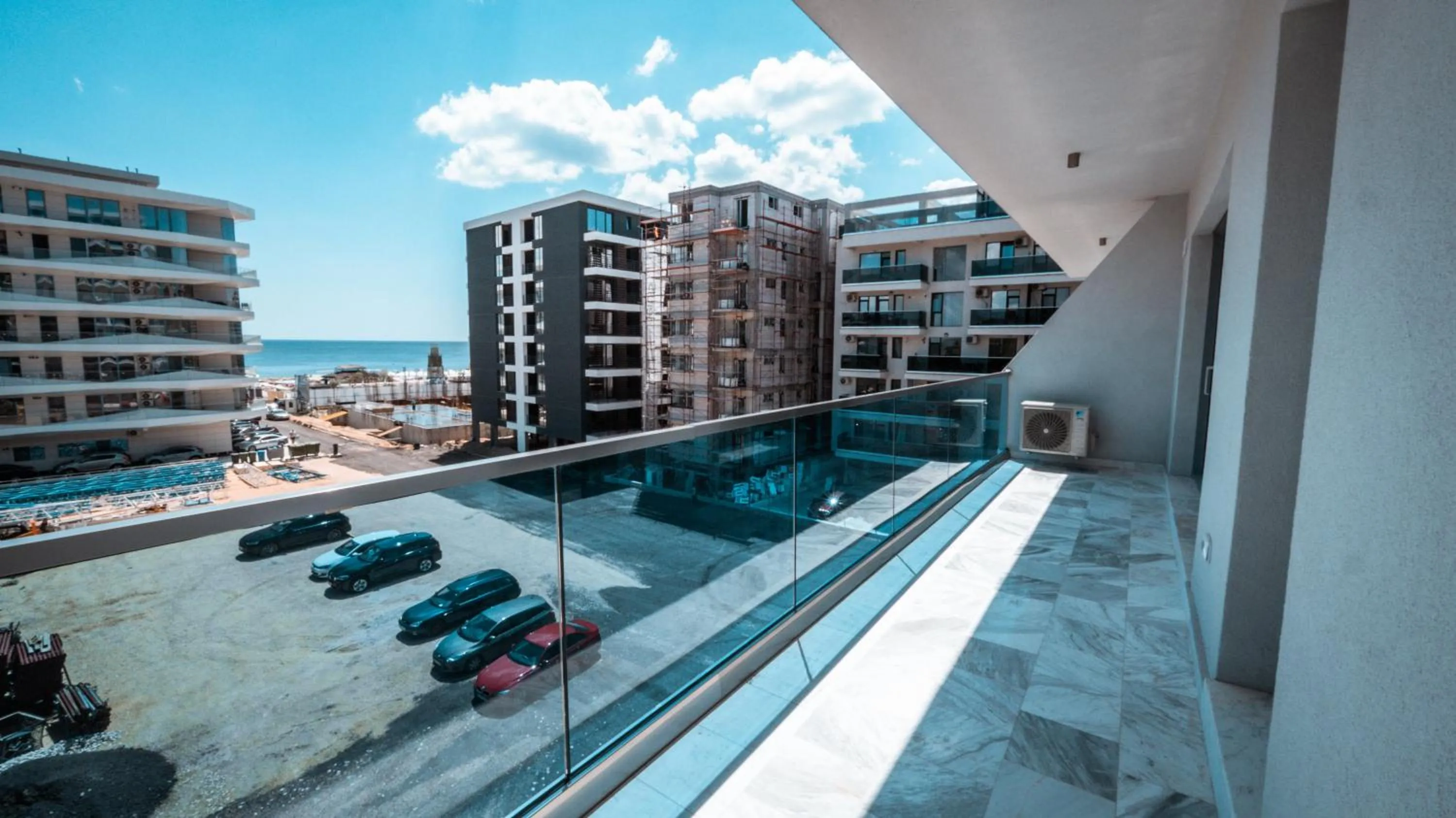 Balcony/Terrace in WAVE 4 Apartments Mamaia Nord