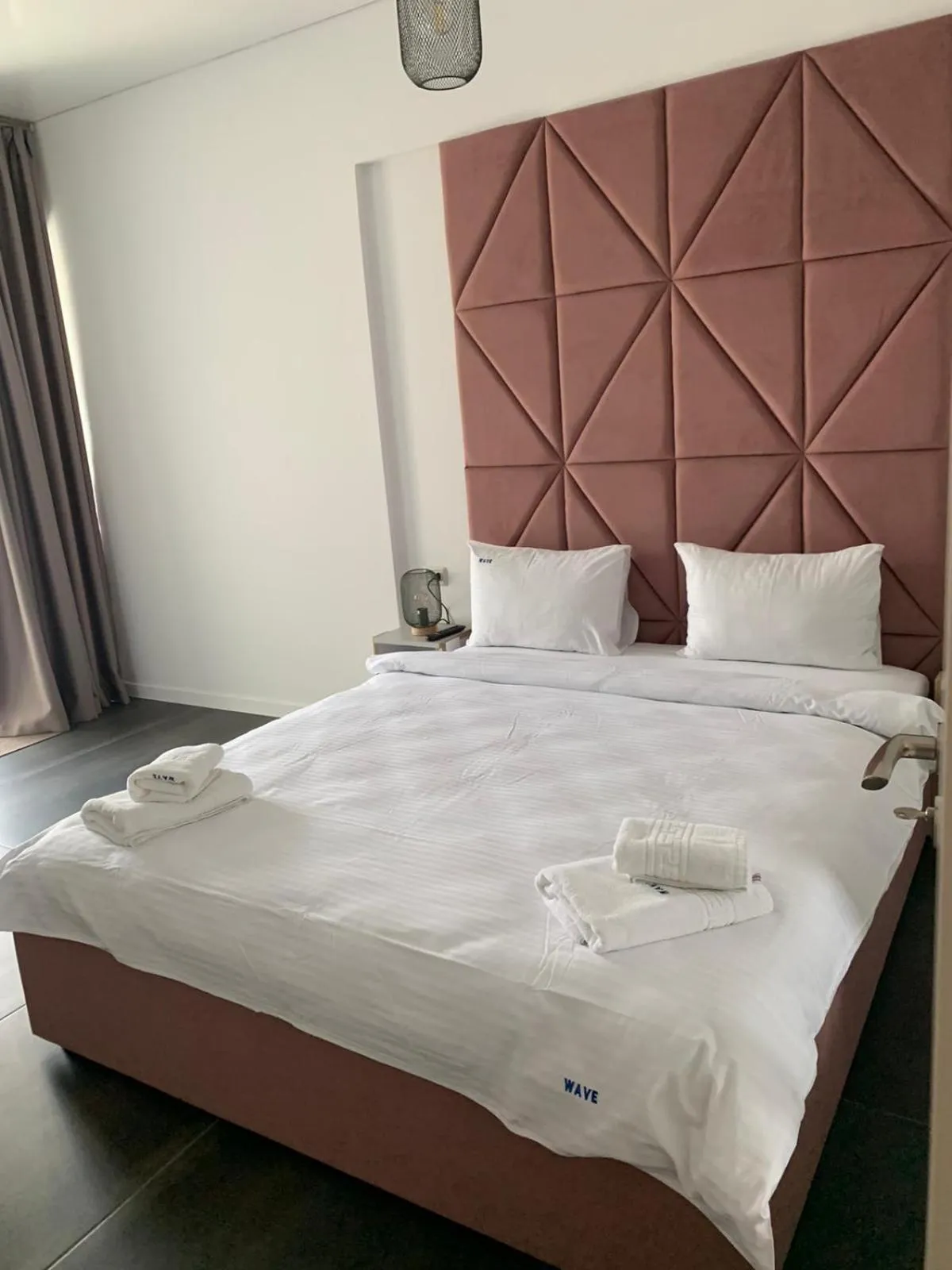 Bed in WAVE 4 Apartments Mamaia Nord