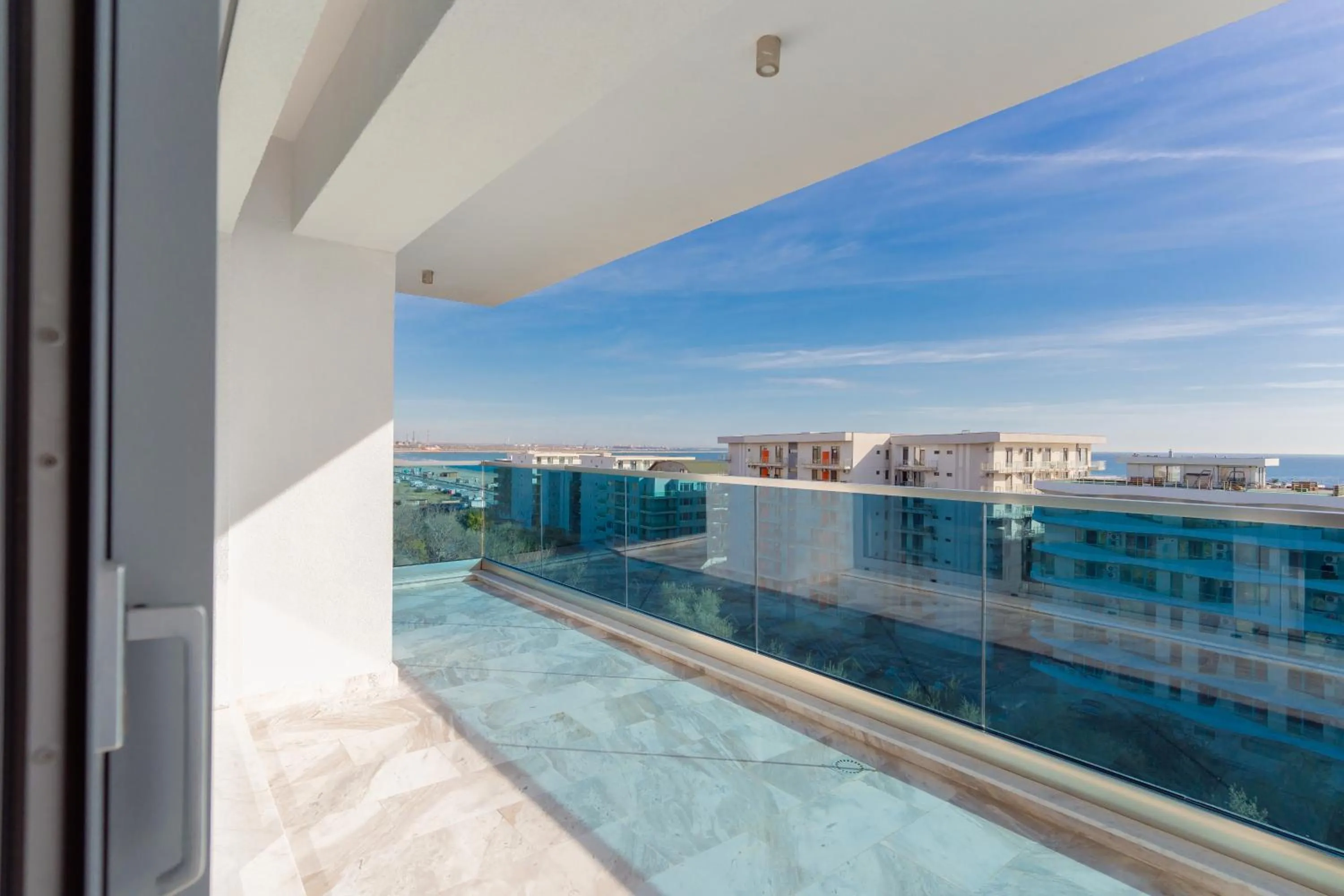 Balcony/Terrace in WAVE 4 Apartments Mamaia Nord