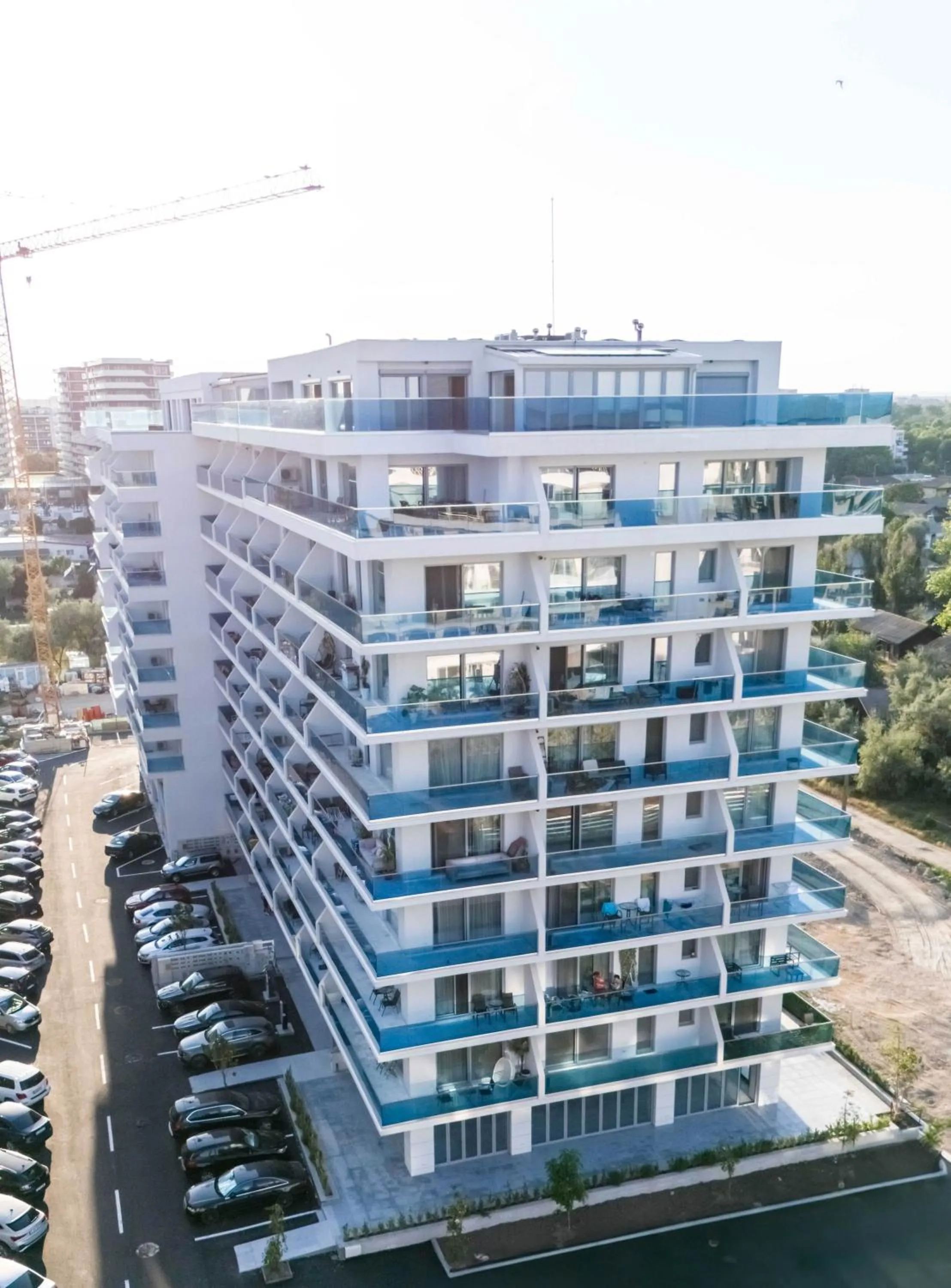 Property building in WAVE 4 Apartments Mamaia Nord