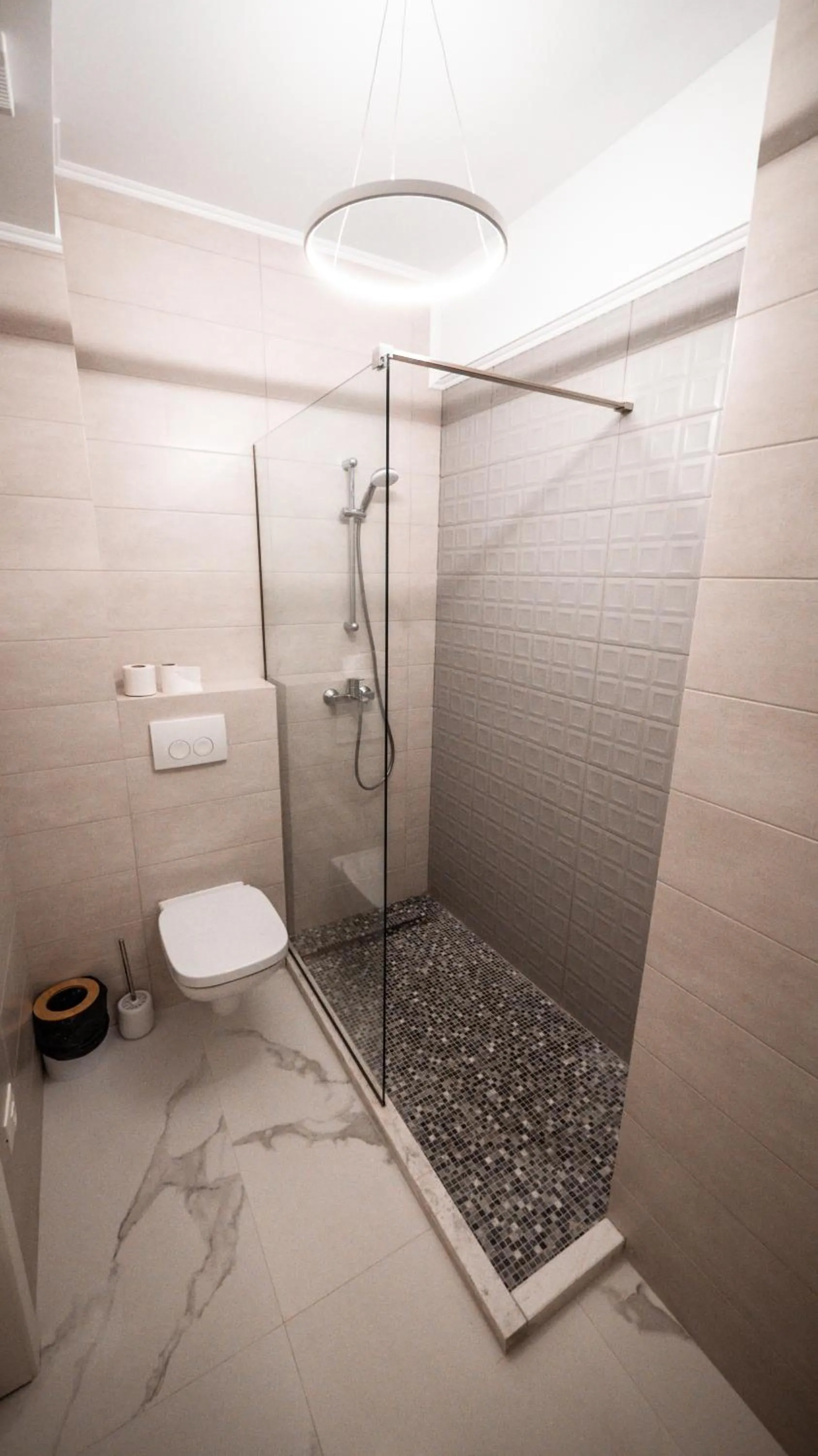 Bathroom in WAVE 4 Apartments Mamaia Nord