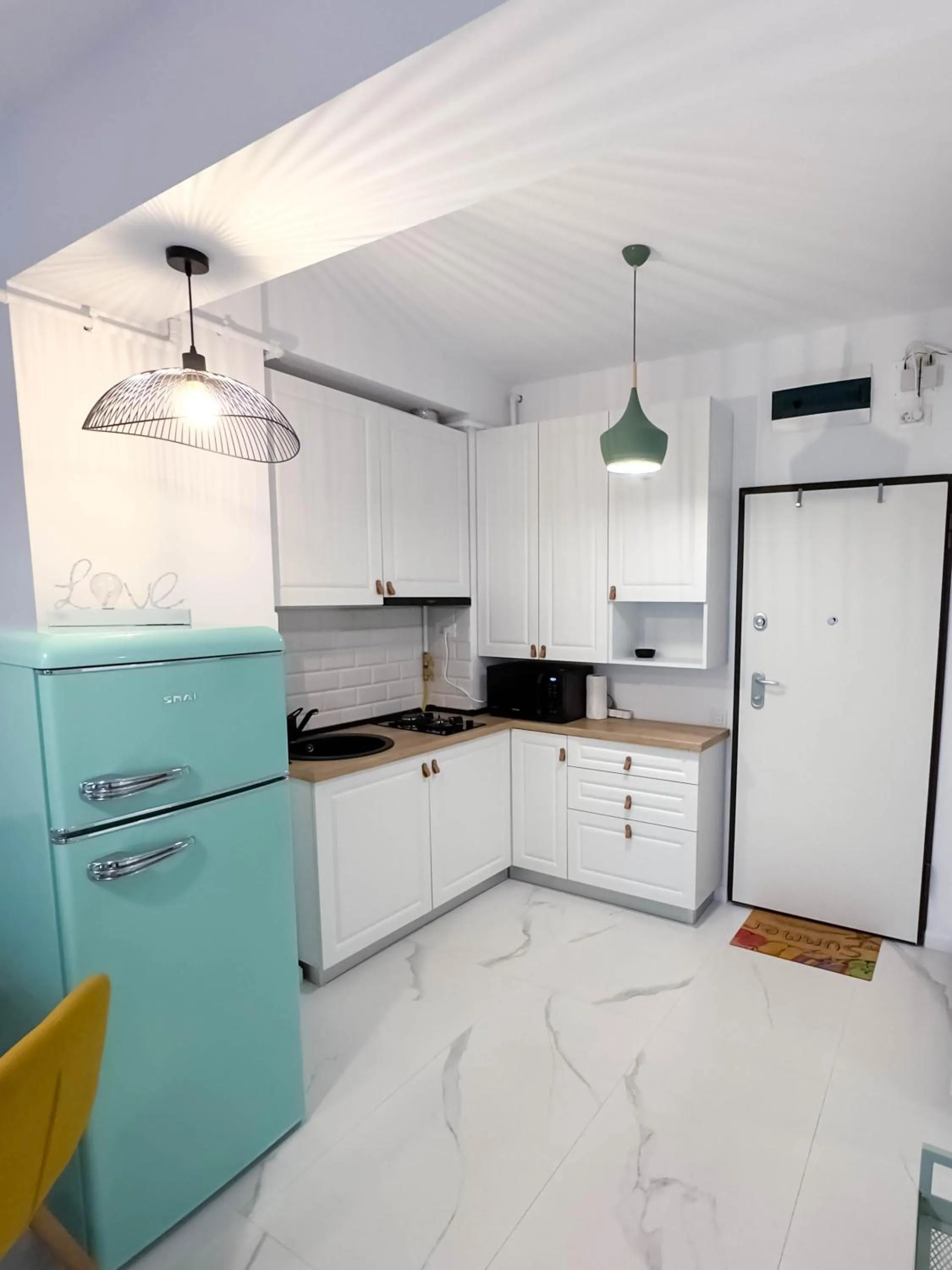 kitchen in WAVE 4 Apartments Mamaia Nord