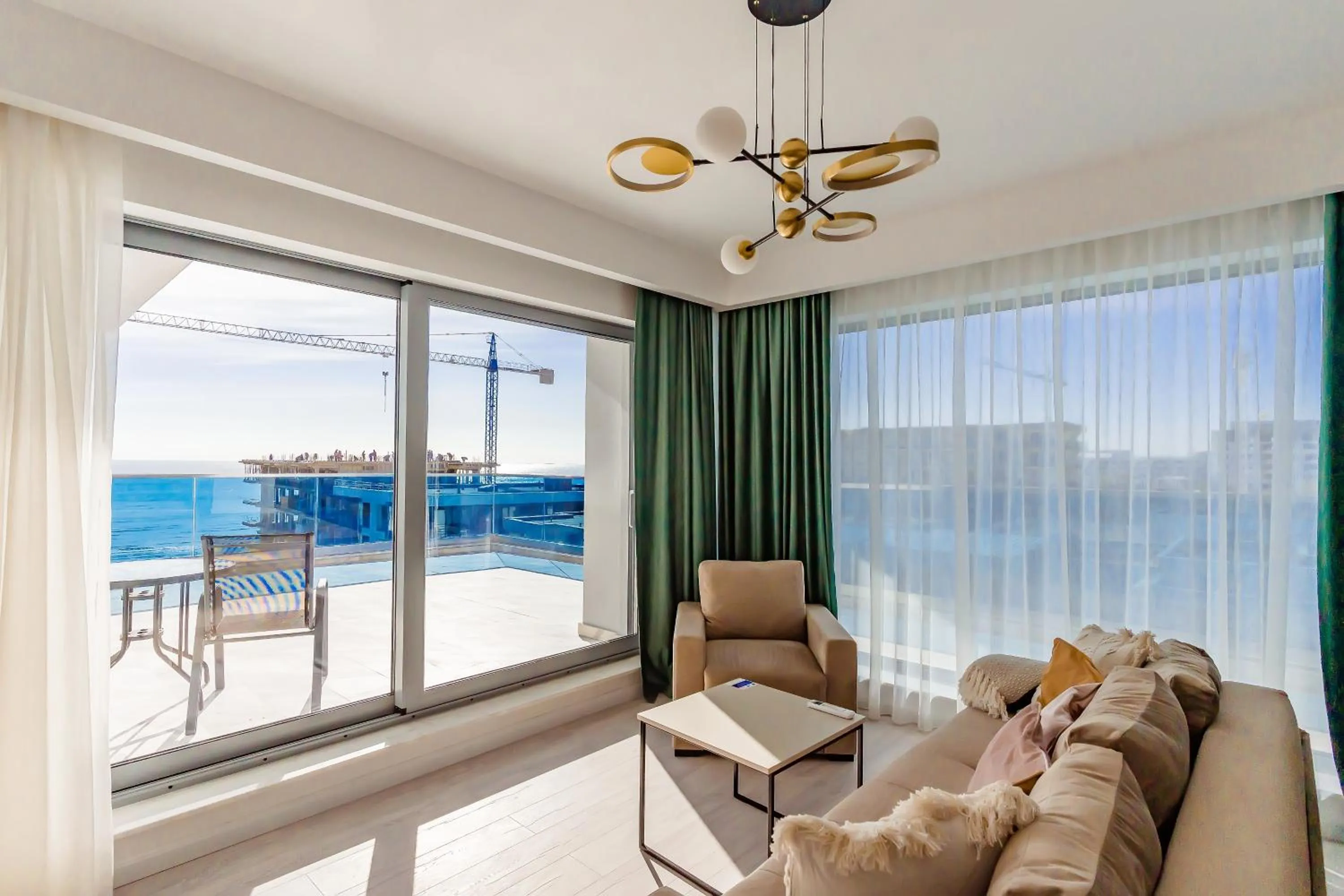 Balcony/Terrace in WAVE 4 Apartments Mamaia Nord