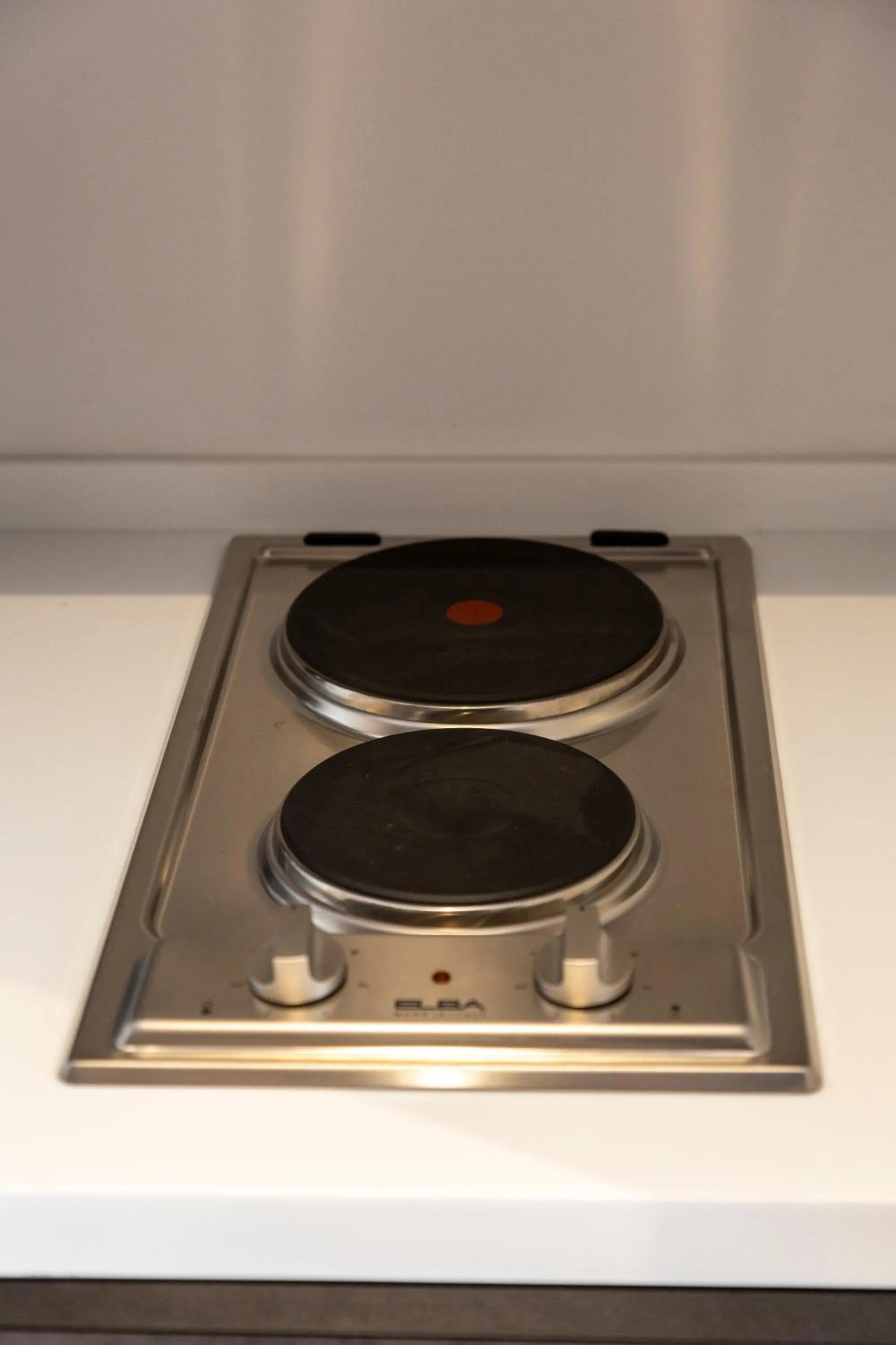 Kitchen or kitchenette in Liv Weibdeh Hotel Suites