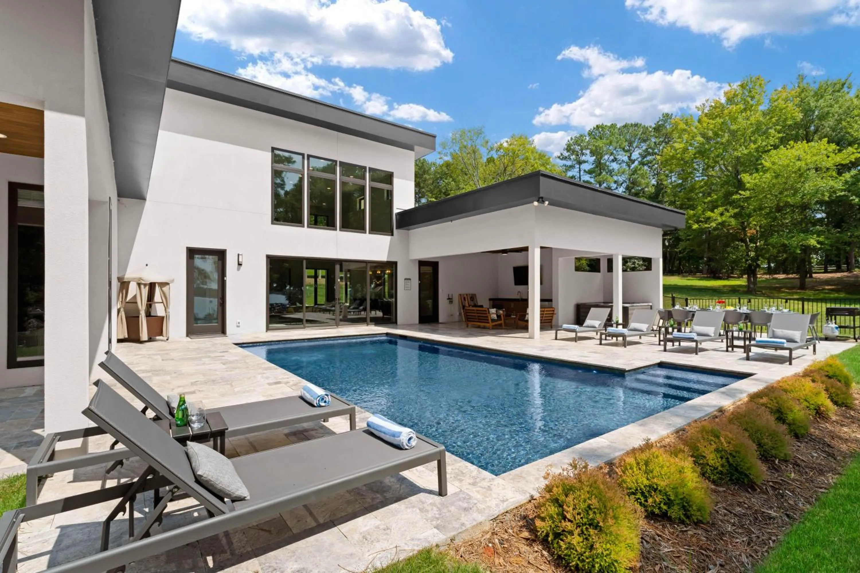 Shoreline on Stonemarker