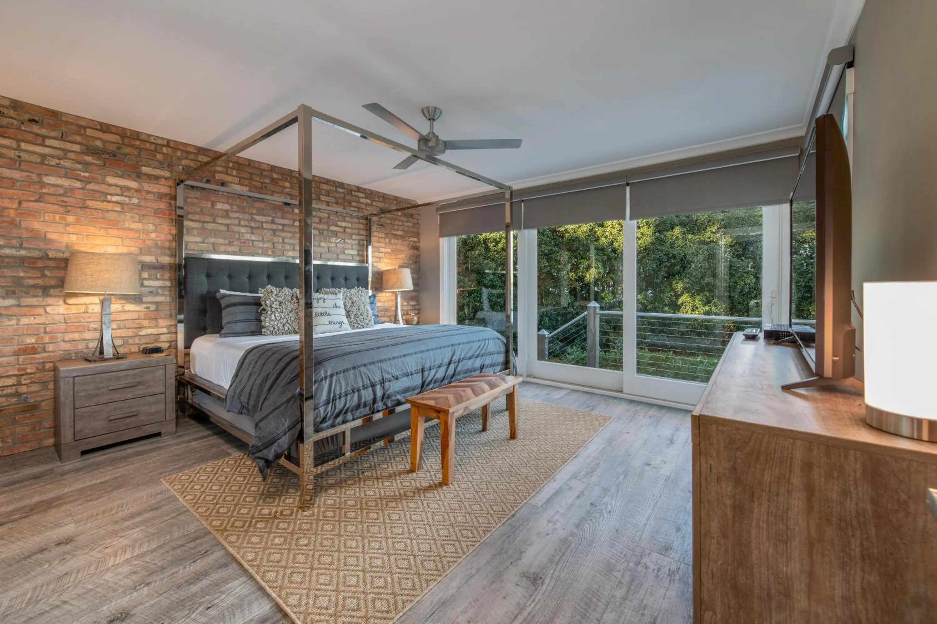 Bed in Lake Norman Playaway