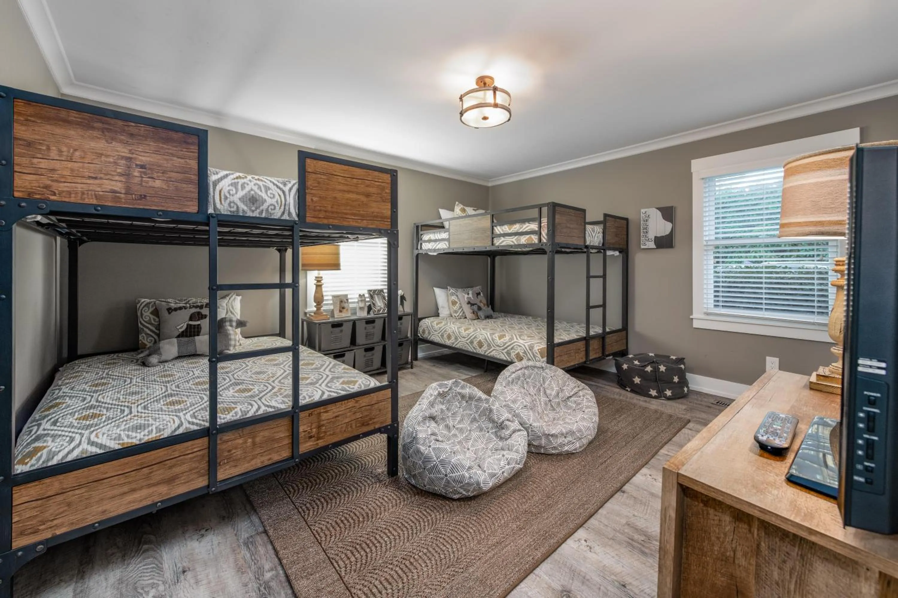 Bed in Lake Norman Playaway