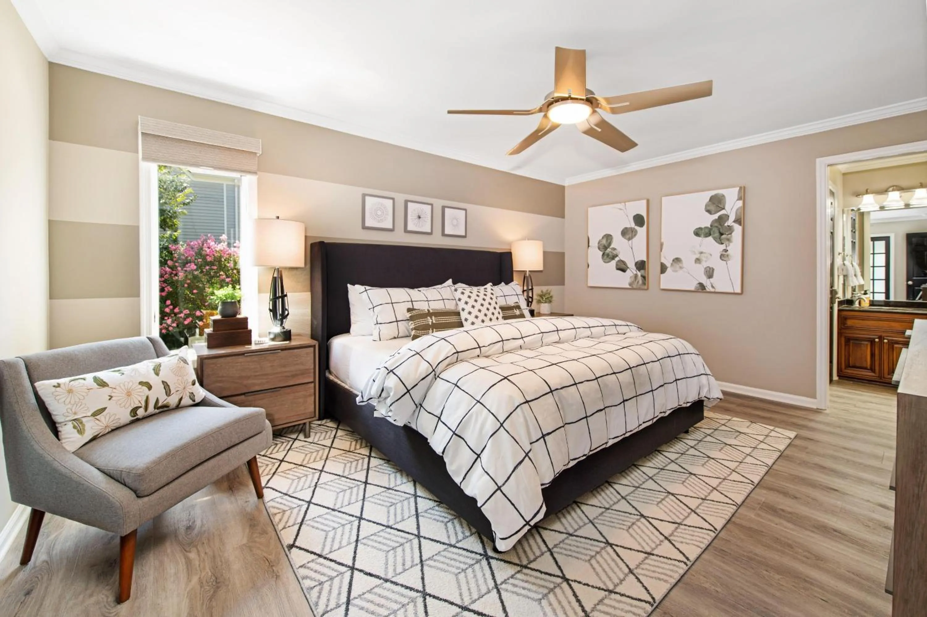 Bed in Ringneck Retreat