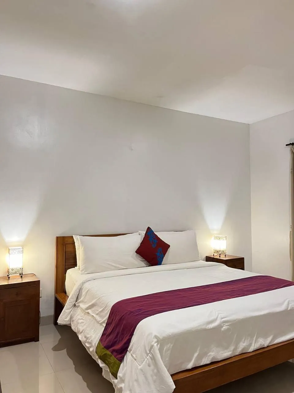 Bed in Pererenan nengah guest house canggu