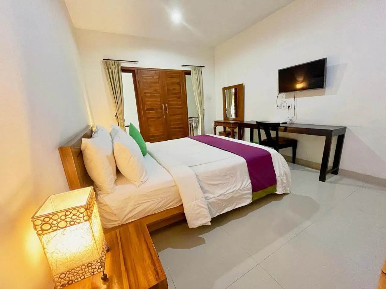 Bed in Pererenan nengah guest house canggu