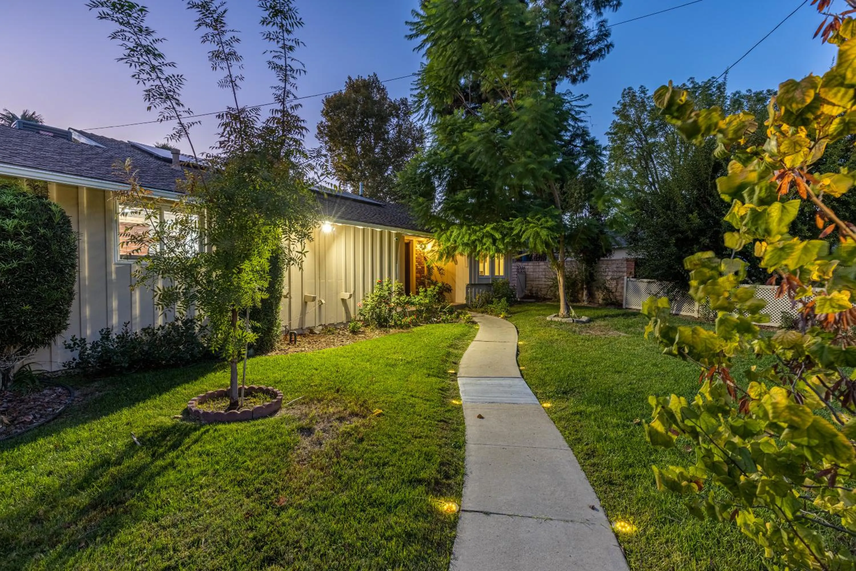 Spacious Home with Garden & Pool