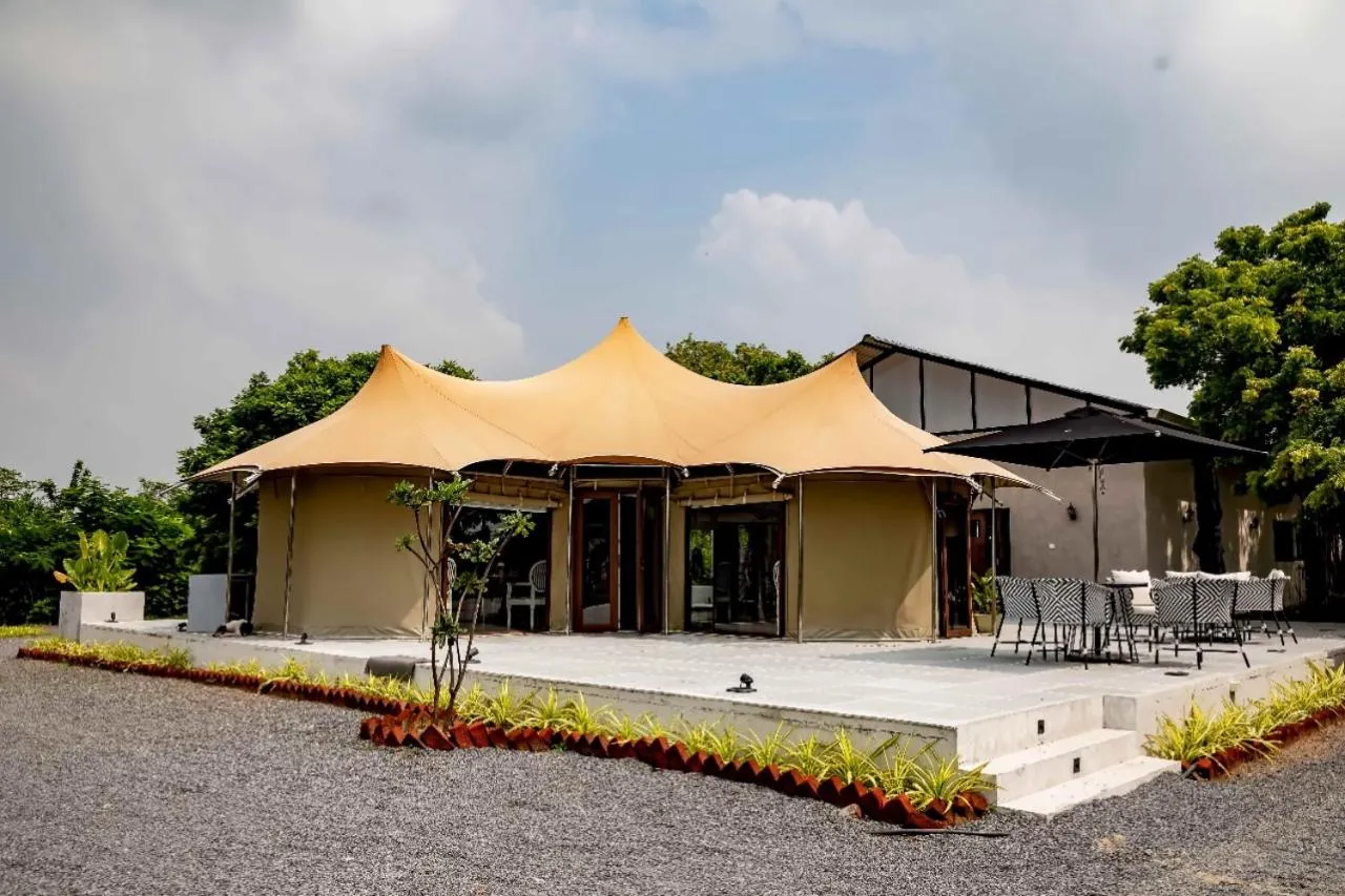 Restaurant/places to eat in The Alampara Resort - Luxury Boutique Glamping & Water sports