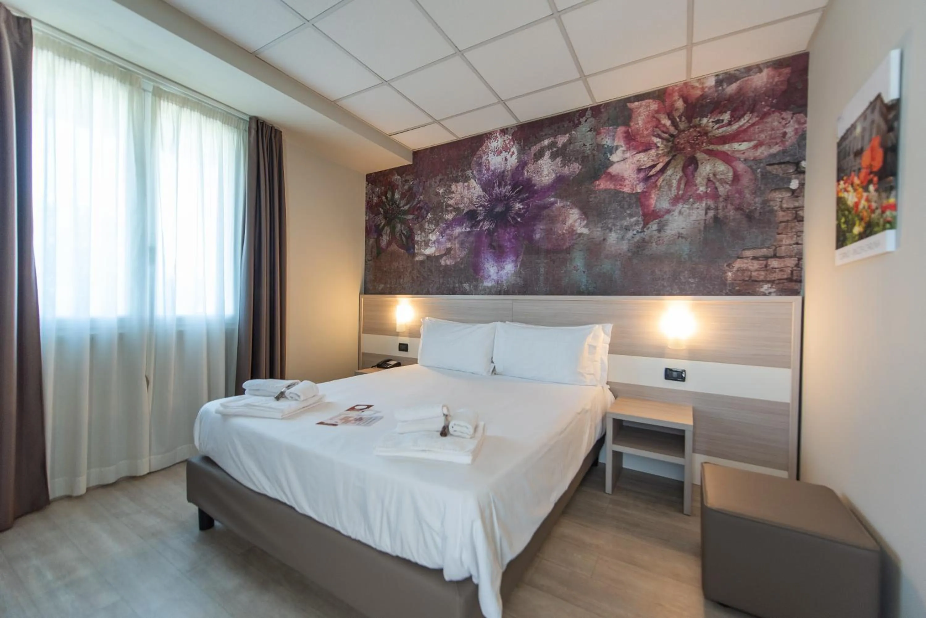 Bedroom, Bed in Best Quality Hotel La Darsena
