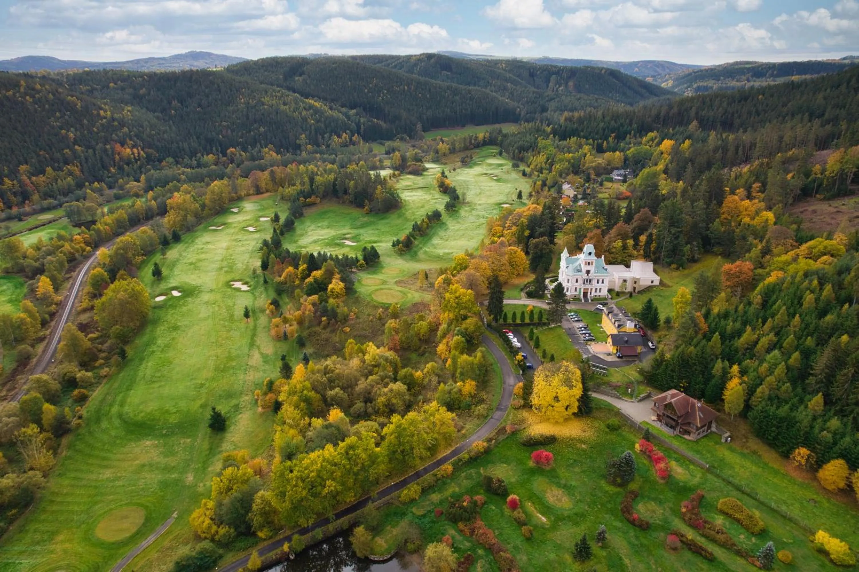 Natural landscape in Hotel U Zámečku Cihelny