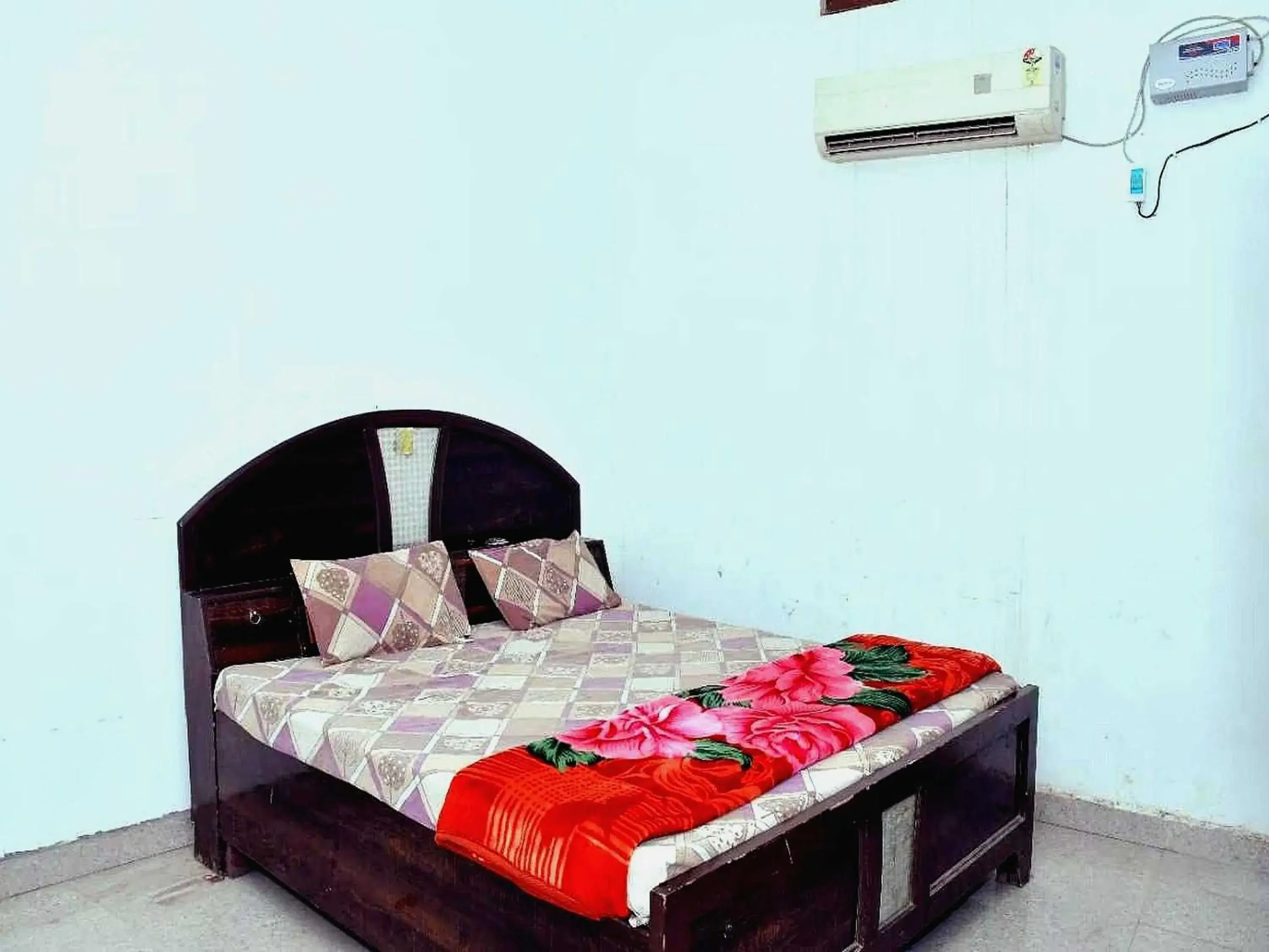 Classic Triple Room - single occupancy in SPOT ON Harsh Hotel Classic Triple Room - single occupancy in SPOT ON Harsh Hotel