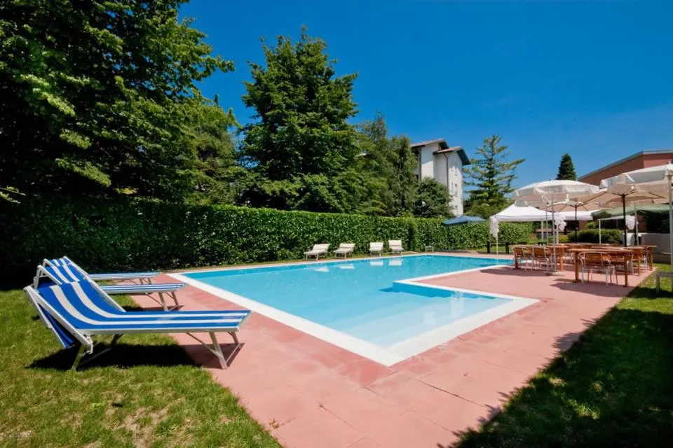 Day in Grand Hotel President