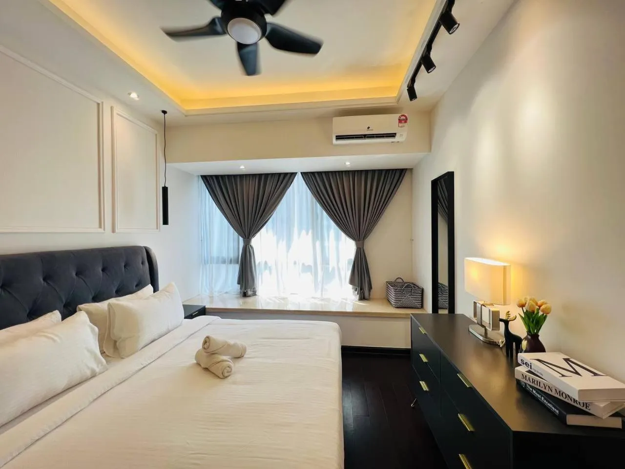 Bed in R&F PRINCESS COVE by ANJU