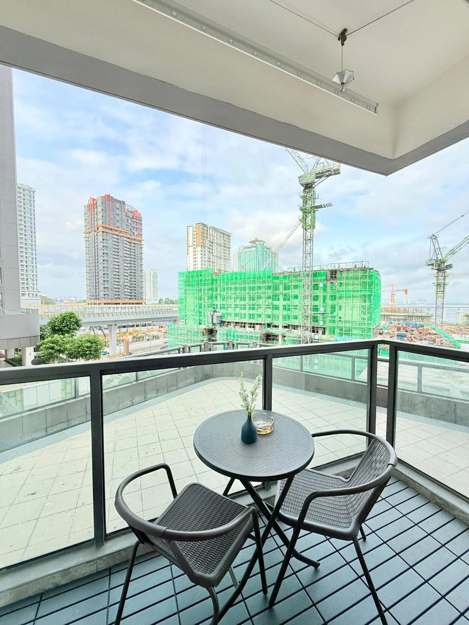 R&F PRINCESS COVE by ANJU